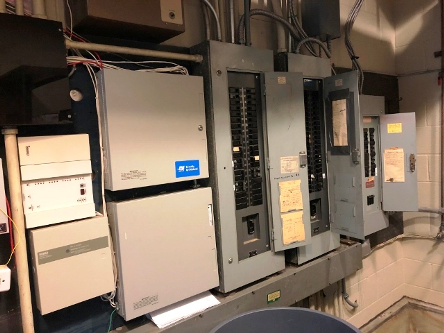 Image for 4,325±SF Footprint Former Bank Branch on .9± Acre at 8910 E 38th St, Indianapolis, IN 46226 (Marion County)