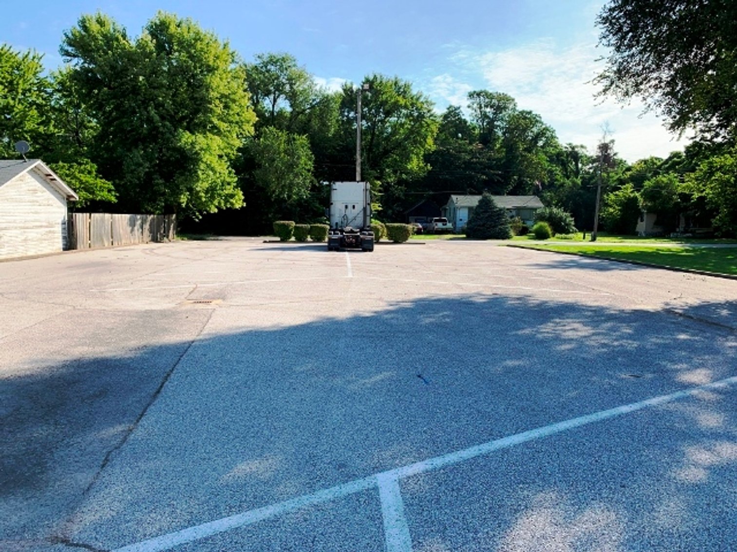 Image for 8,600±SF Former Bank Branch on 1.3± Acres at 900 Upper Cahokia Rd, Cahokia, IL 62206 (St Clair County)