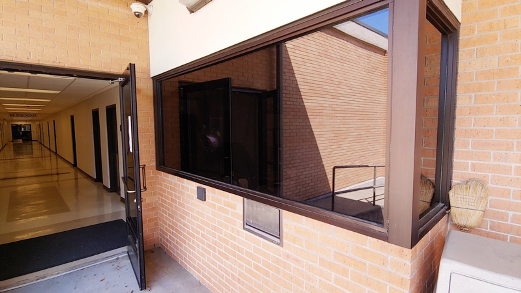 Image for Jackson MS: 56,900±SF Former Bank Operations Center on 5.72± Acres at 4855 I-55 N, Jackson MS 39206 (Hinds County)