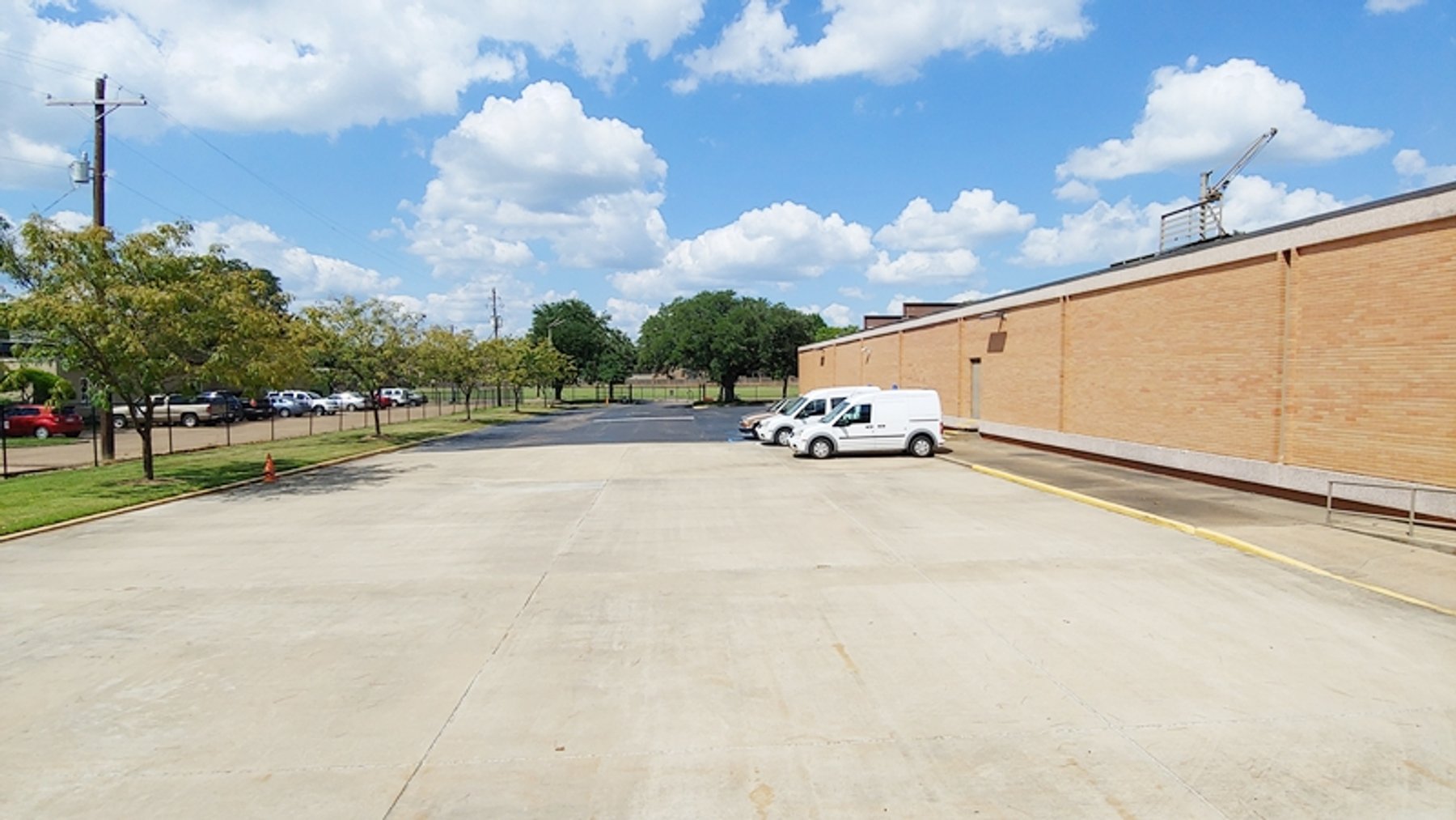 Image for Jackson MS: 56,900±SF Former Bank Operations Center on 5.72± Acres at 4855 I-55 N, Jackson MS 39206 (Hinds County)