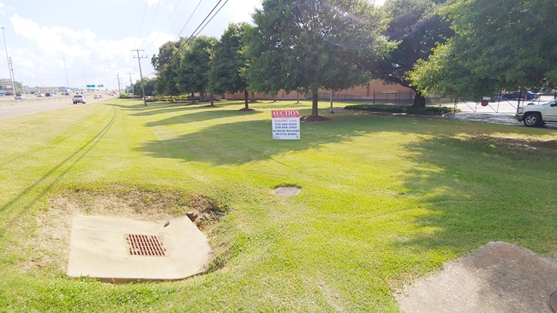 Image for Jackson MS: 56,900±SF Former Bank Operations Center on 5.72± Acres at 4855 I-55 N, Jackson MS 39206 (Hinds County)
