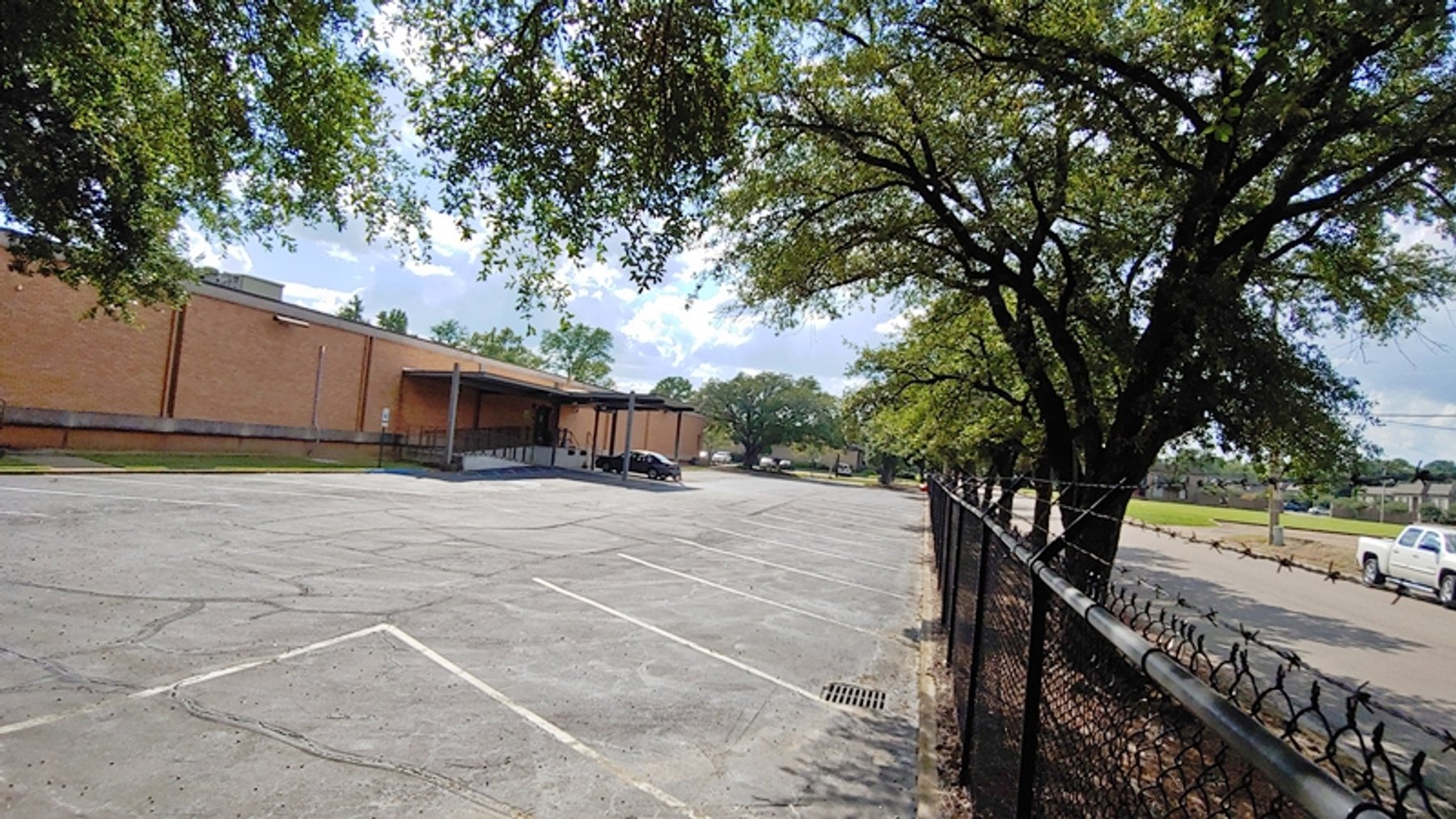 Image for Jackson MS: 56,900±SF Former Bank Operations Center on 5.72± Acres at 4855 I-55 N, Jackson MS 39206 (Hinds County)