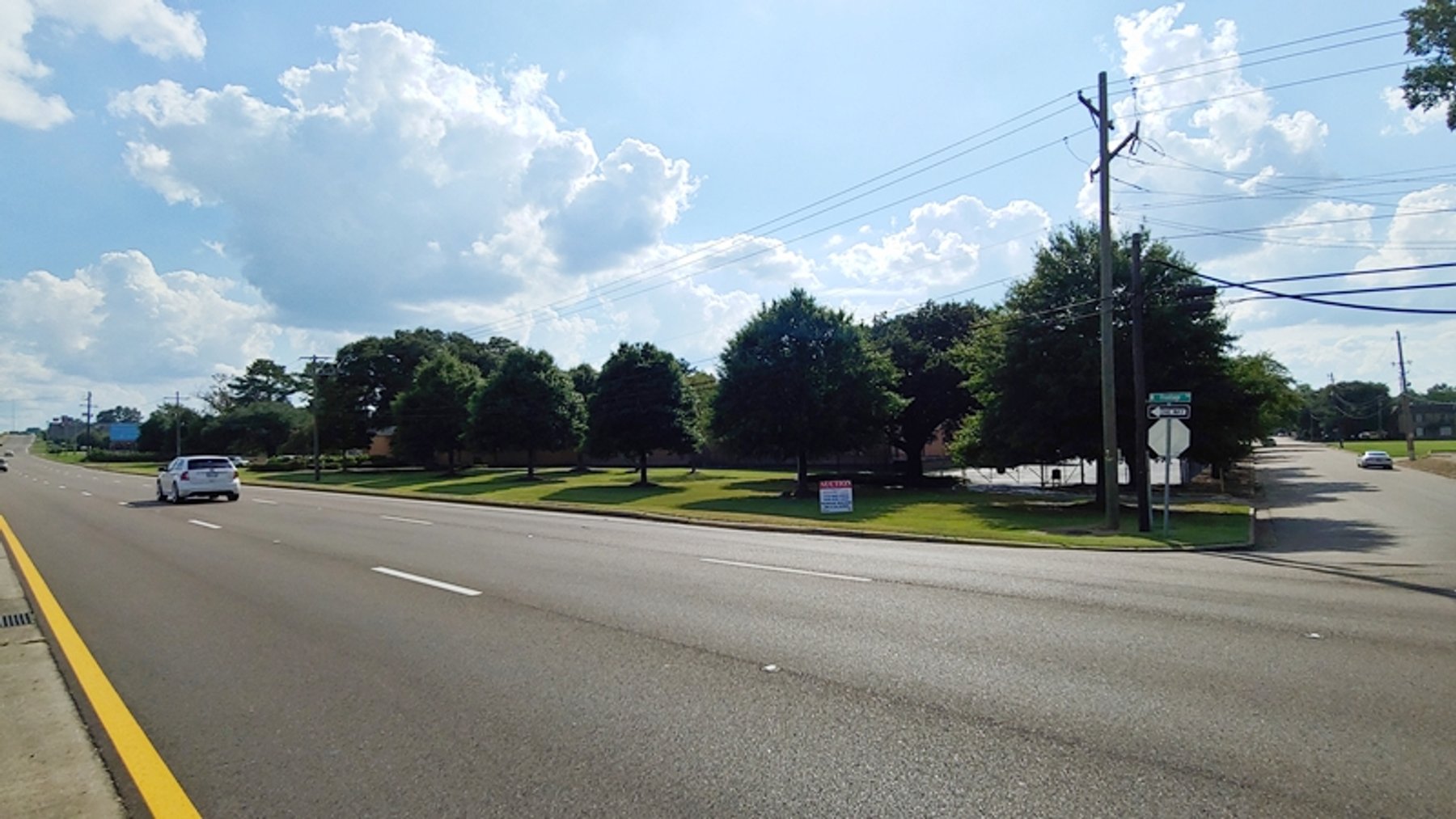 Image for Jackson MS: 56,900±SF Former Bank Operations Center on 5.72± Acres at 4855 I-55 N, Jackson MS 39206 (Hinds County)