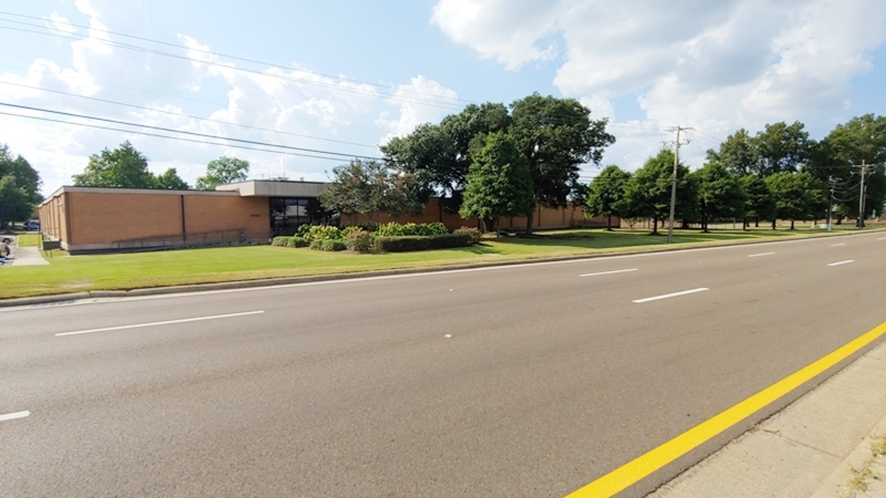 Image for Jackson MS: 56,900±SF Former Bank Operations Center on 5.72± Acres at 4855 I-55 N, Jackson MS 39206 (Hinds County)