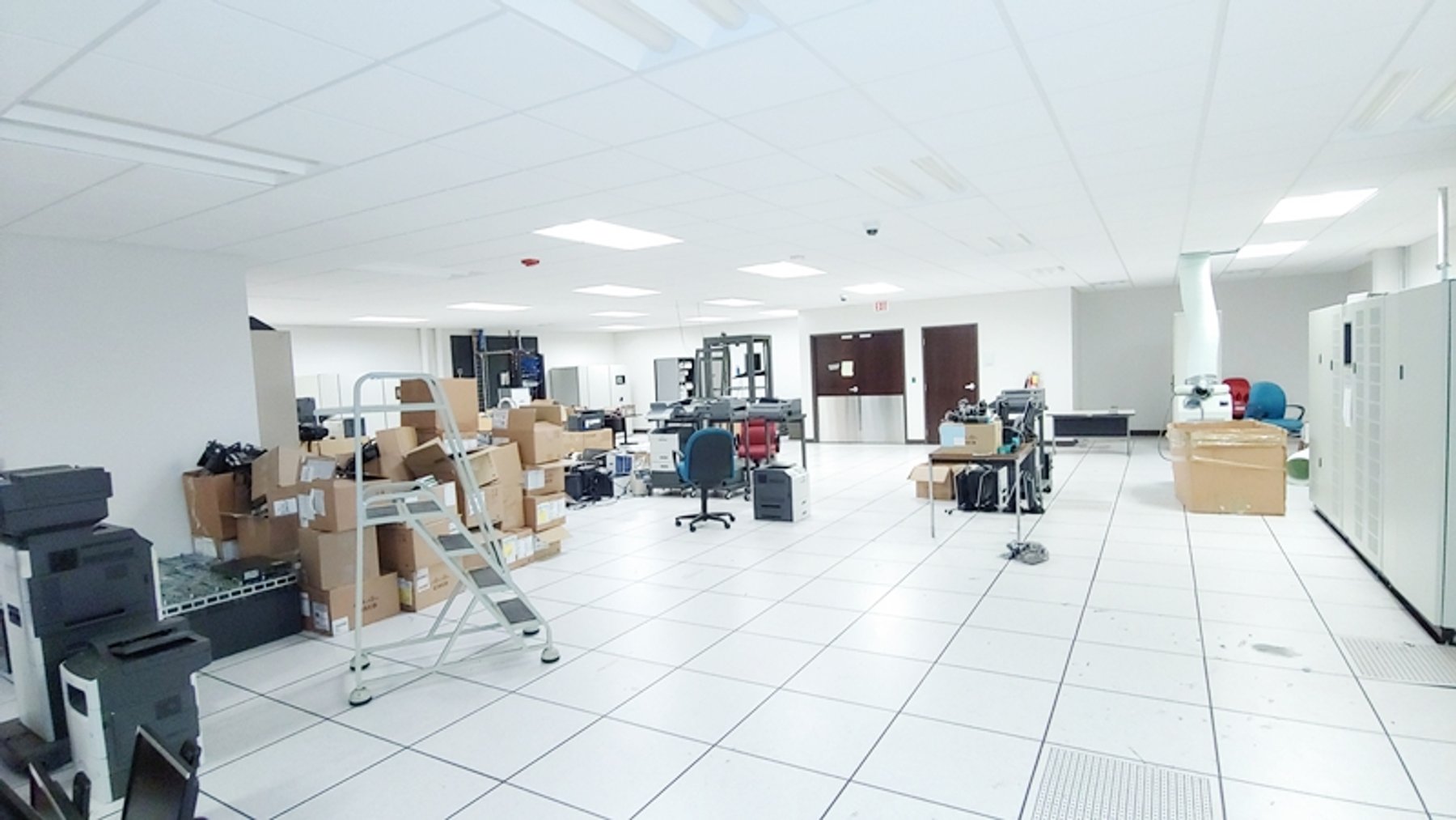 Image for Jackson MS: 56,900±SF Former Bank Operations Center on 5.72± Acres at 4855 I-55 N, Jackson MS 39206 (Hinds County)