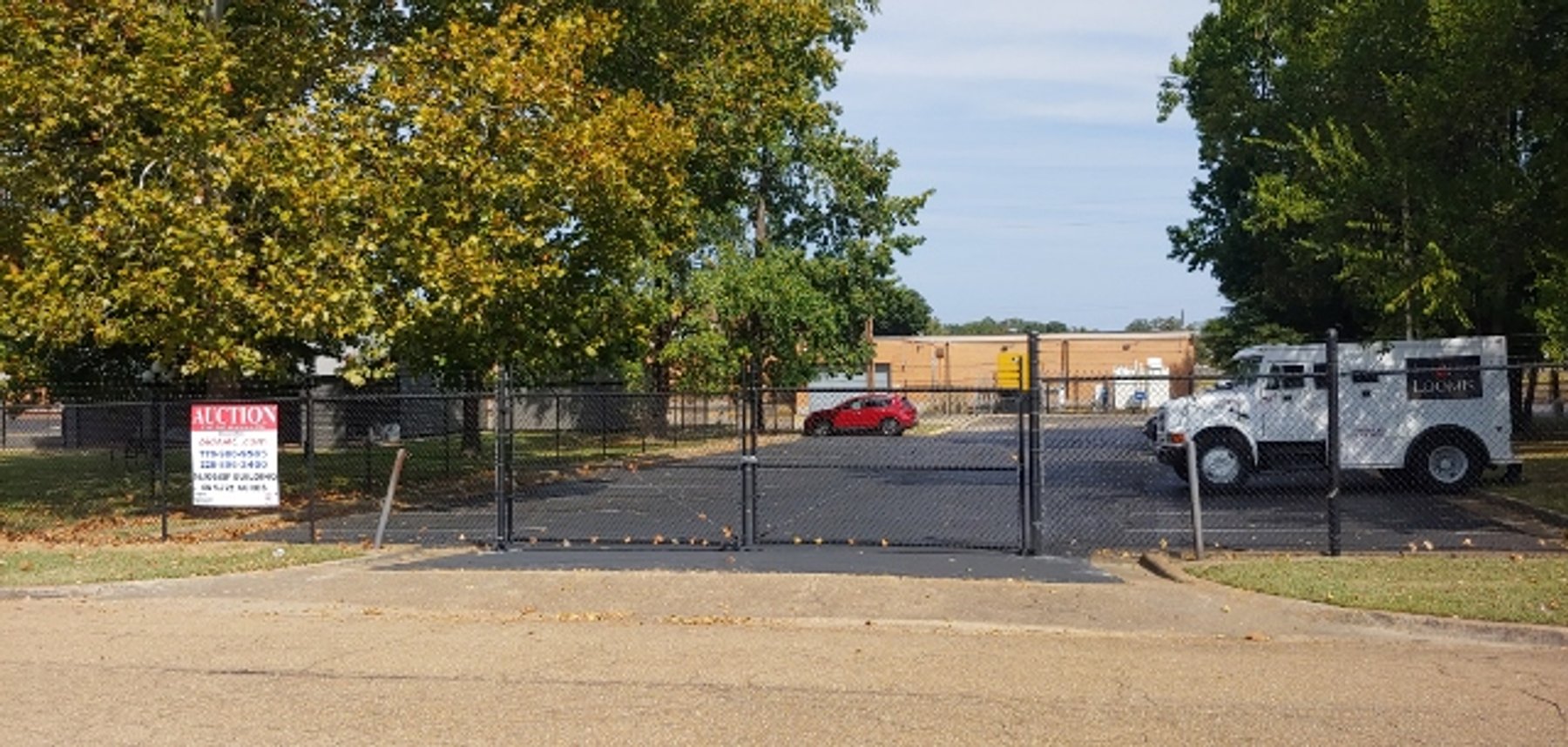 Image for Jackson MS: 56,900±SF Former Bank Operations Center on 5.72± Acres at 4855 I-55 N, Jackson MS 39206 (Hinds County)