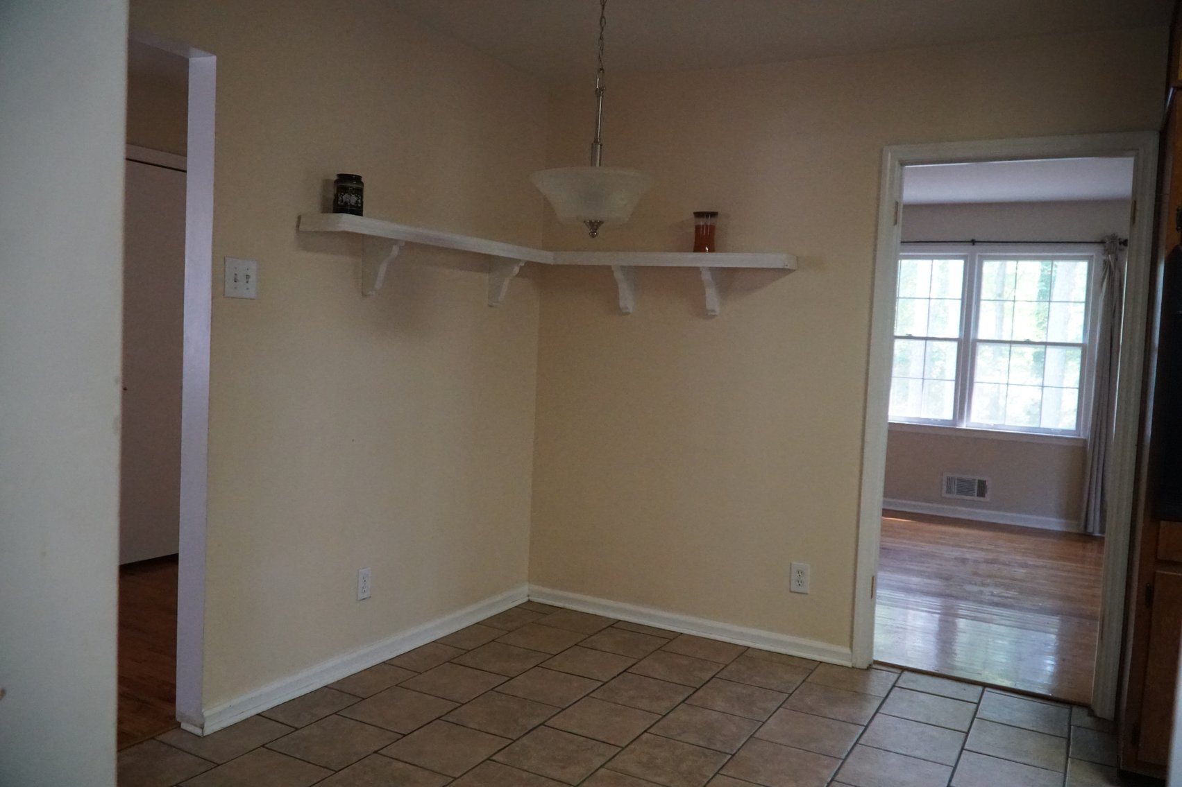 Image for Tucker GA: 3BR/ 2BA at 1456 Drayton Woods Dr. Tucker, GA 30084 (DeKalb County)