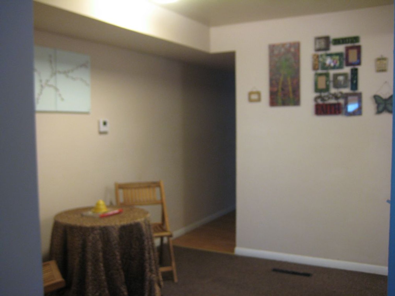 Image for Decatur IL: 6,500±SF 6 Unit Apartment Building at 615 W Prairie Ave Decatur, IL 62522 (Macon County)