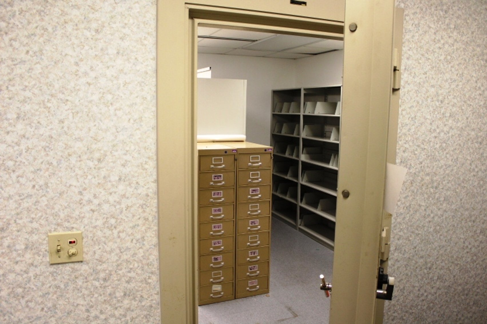 Image for Fordyce, AR: 9,910±SF Former Bank Branch at 611 West 4th Street, Fordyce, AR 71742 (Dallas County)