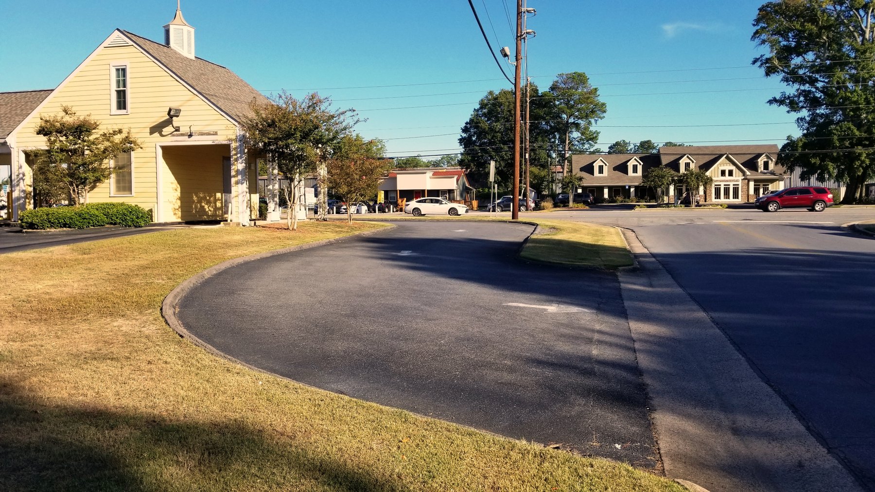 Image for Rome, GA: 2,596±SF Former Bank Branch on 1.55± Acres at 2101 Shorter Avenue, Rome, GA 30165 (Floyd County)