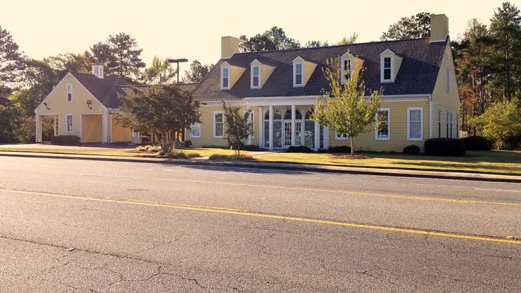 Image for Absolute Auction of 7 Former Bank Buildings in 6 States AL-AR-GA-IL-LA-MO