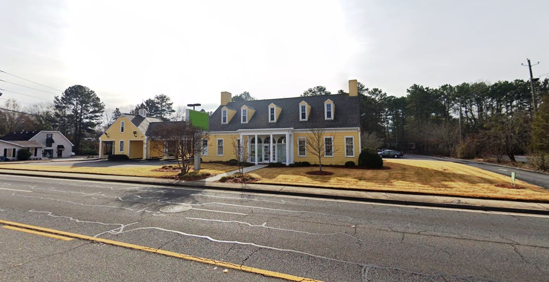 Image for Rome, GA: 2,596±SF Former Bank Branch on 1.55± Acres at 2101 Shorter Avenue, Rome, GA 30165 (Floyd County)