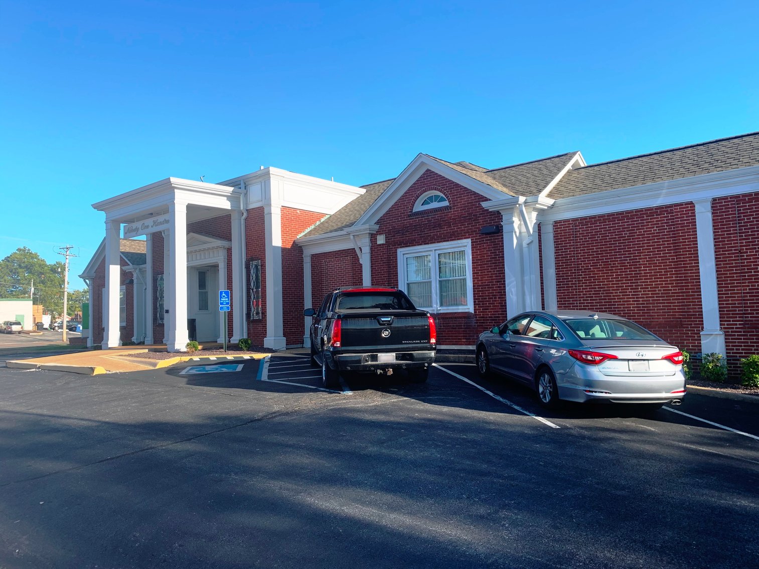 Image for Affton, MO: 8,300±SF Footprint Former Bank Branch on .84± Acre at 9100 Gravois Road, Affton, MO 63123 (St. Louis County)