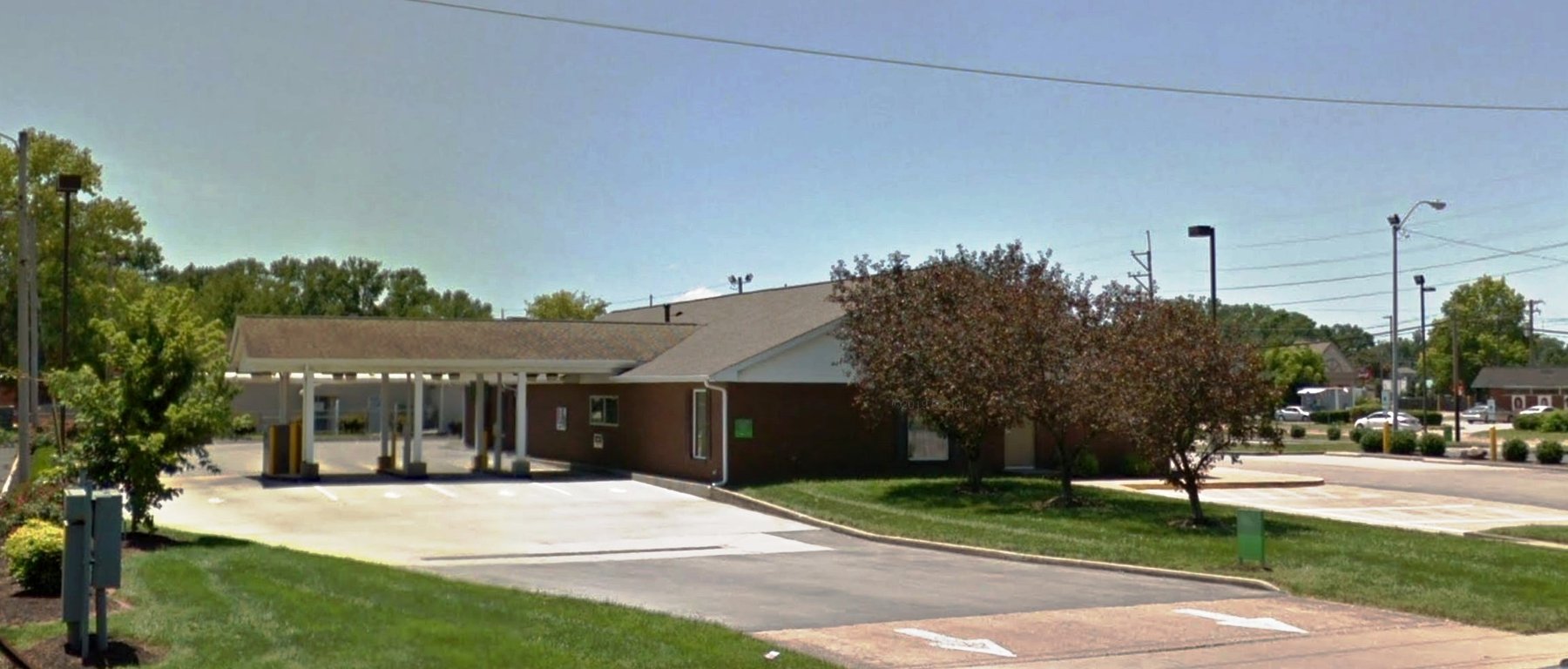 Image for Carbondale, IL: 7,384±SF Footprint Former Bank Branch on 1.15± Acres at 601 E. Main Street, Carbondale, IL 62901 (Jackson County)