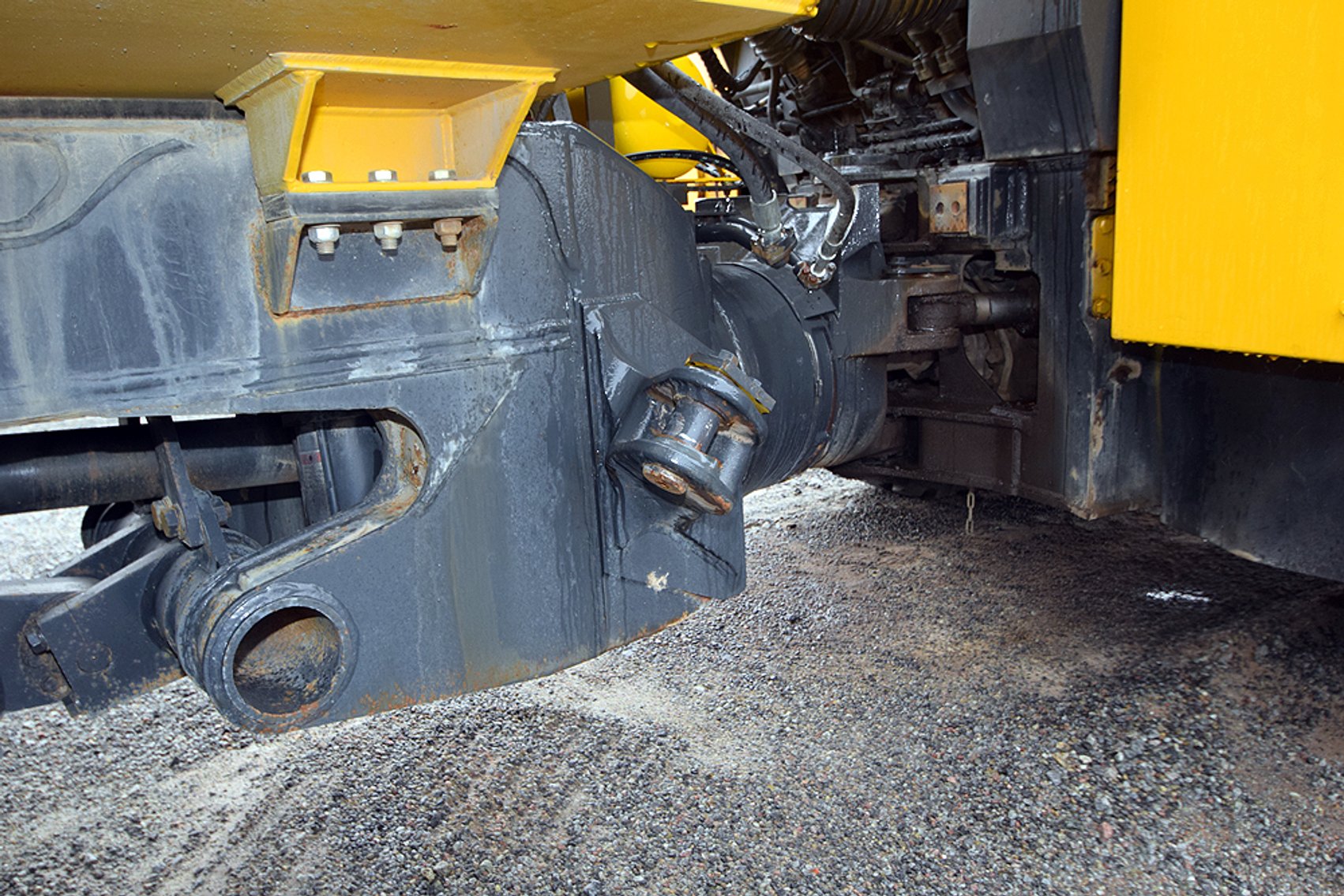 Image for Komatsu HM300-2, Articulated Water Truck (2006)