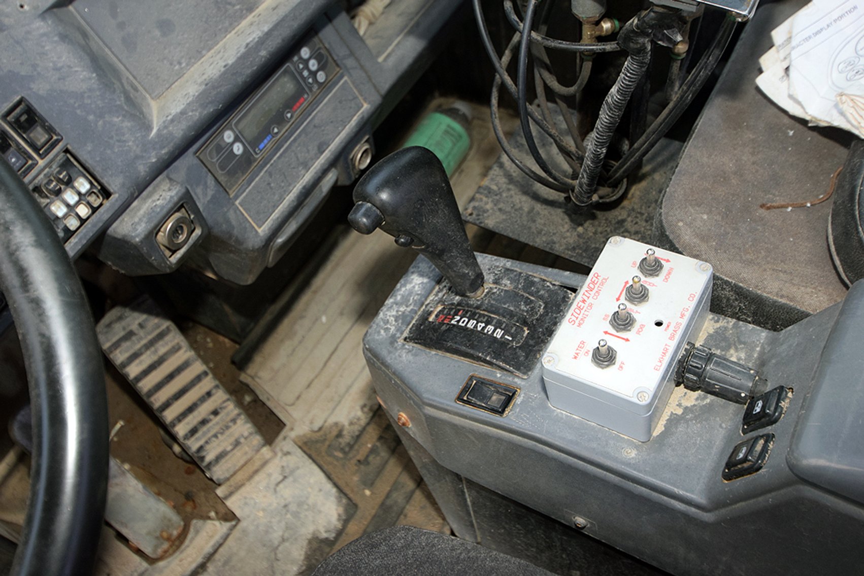 Image for Komatsu HM300-2, Articulated Water Truck (2006)