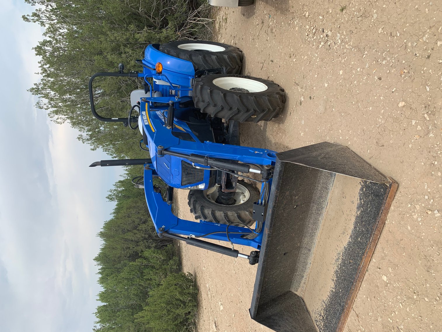 Image for 2014 NEW HOLLAND T4.75 TRACTOR