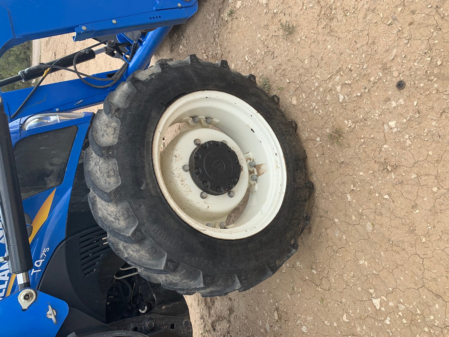 Image for 2014 NEW HOLLAND T4.75 TRACTOR