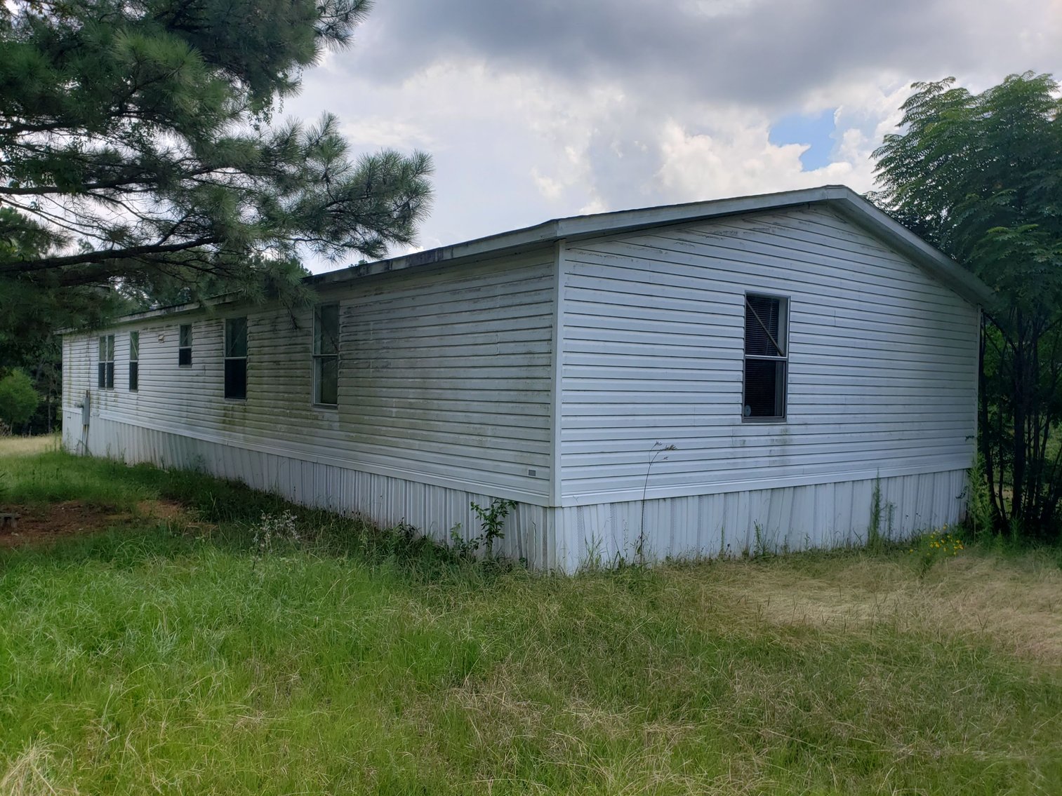 Image for Silverstreet, SC: 2,128± SF Mobile Home with 4BR/ 2BA on 2± Acres at 62 Moses G. Lane, Silverstreet, SC 29145 (Newberry County)