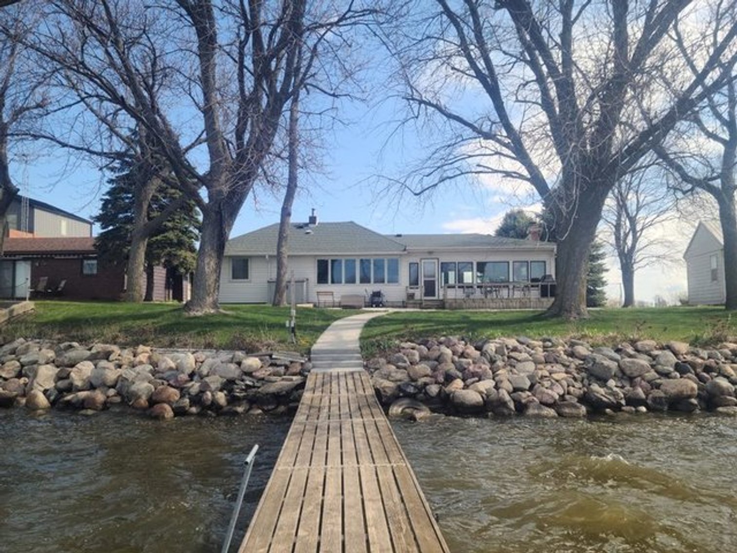Image for Gorgeous Lake Property!