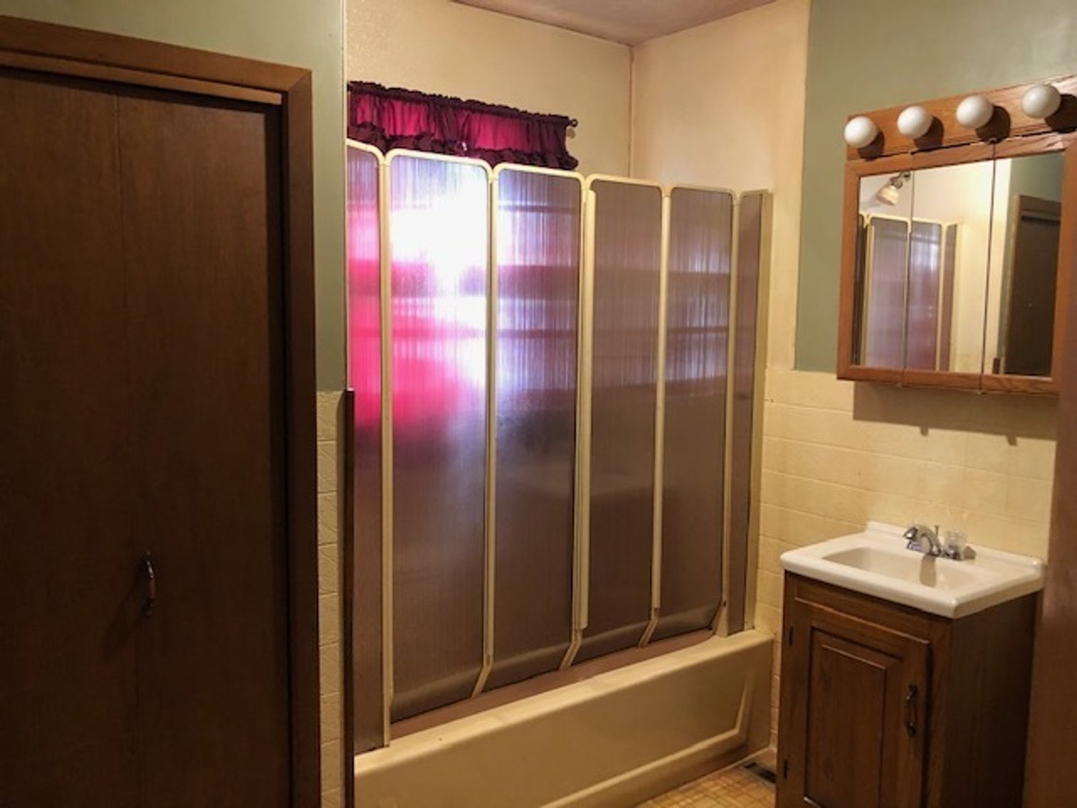 Image for SAC CITY, IOWA HOME