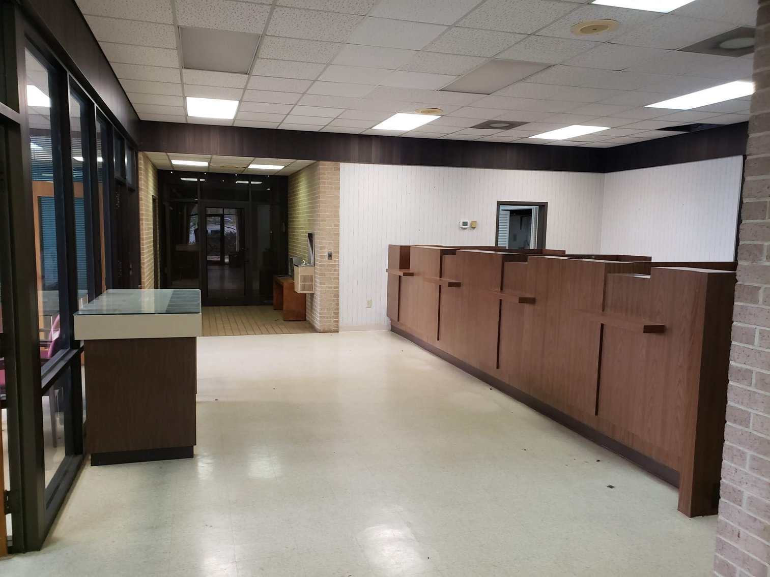 Image for Property #107: Honea Path, SC: 2,301±SF Former Bank Branch on 1.18± Acres at 509 E. Greer St., Honea Path, SC 29654 (Anderson County)