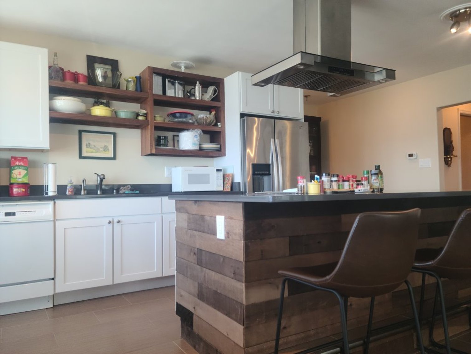 Image for Gorgeous Lake Property!