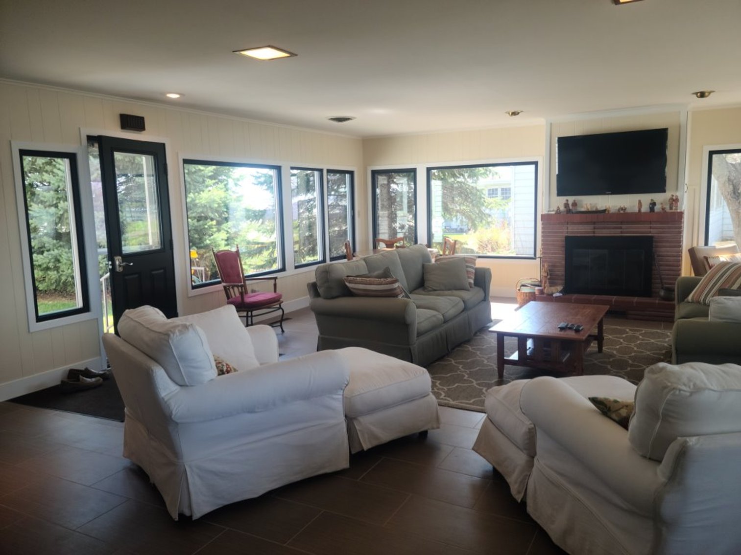 Image for Gorgeous Lake Property!