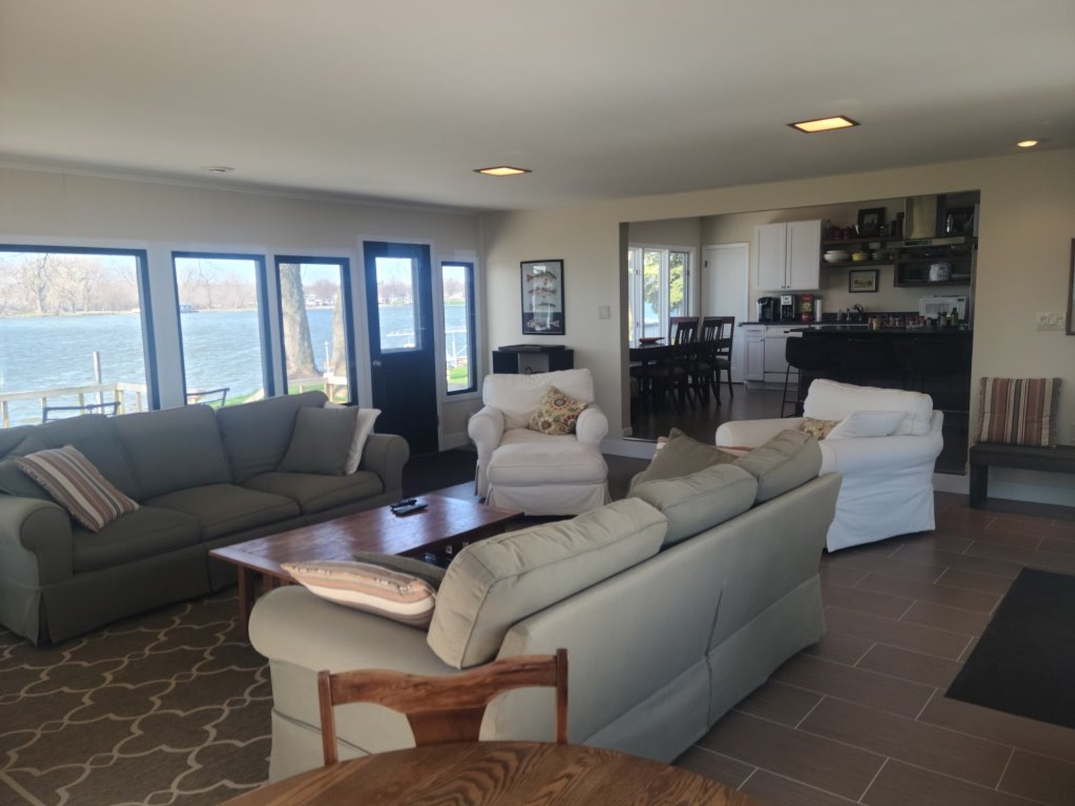 Image for Gorgeous Lake Property!