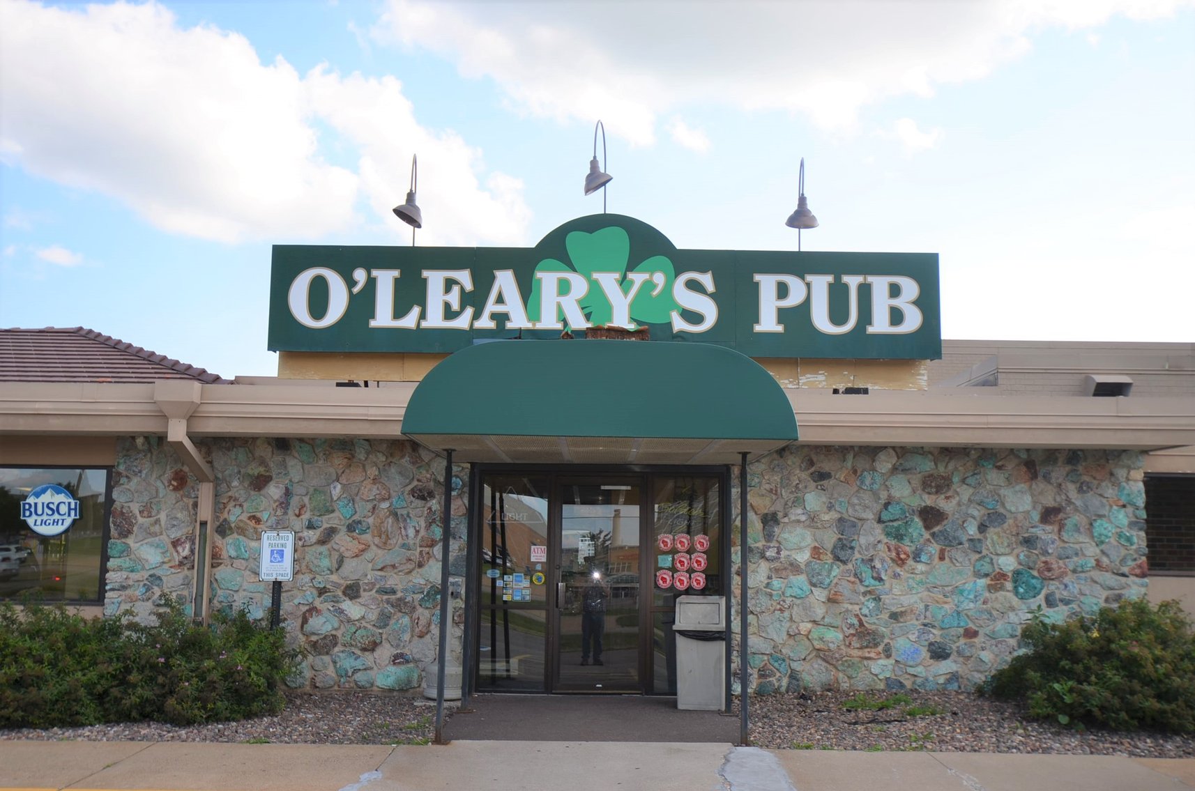 Image for CAMPUS VIEW INN & SUITES AND O'LEARY'S PUB INVENTORY LIQUIDATION SALE