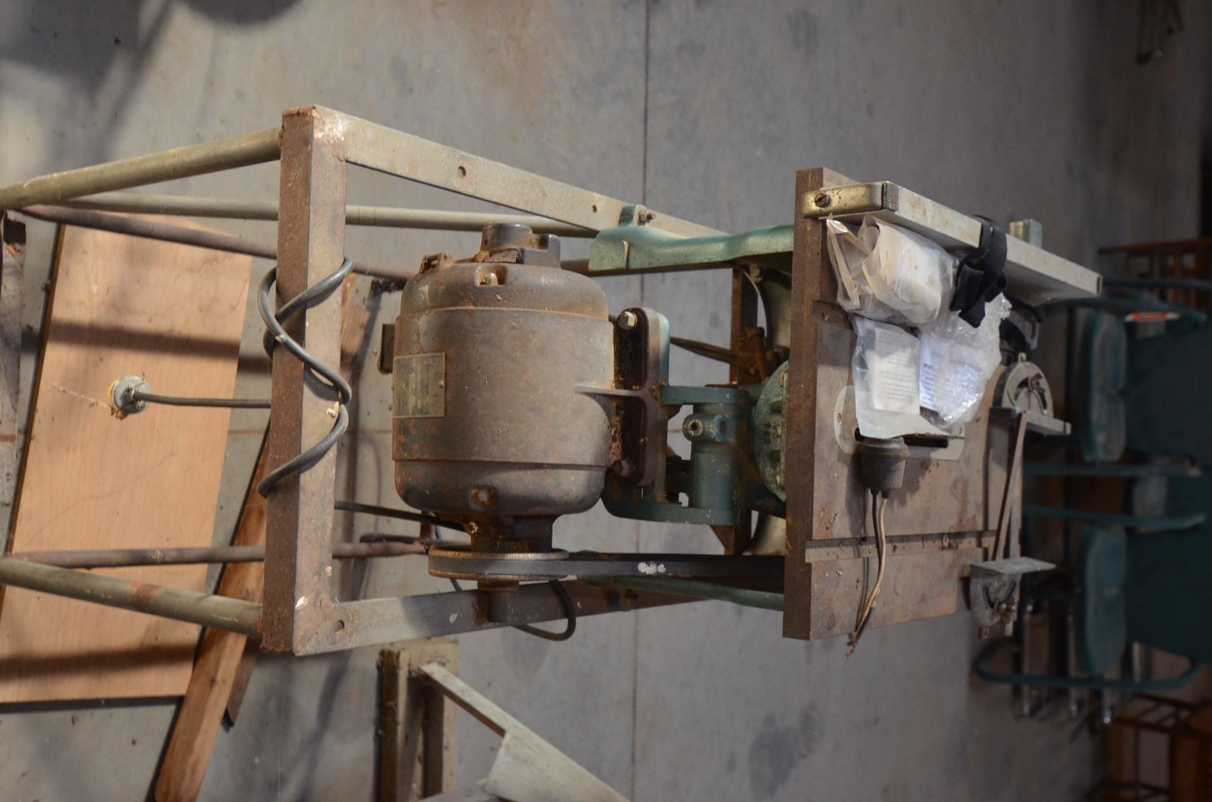 Image for ENCLOSED TRAILER, POWER TOOLS, FURNITURE AND HOUSEHOLD ITEMS