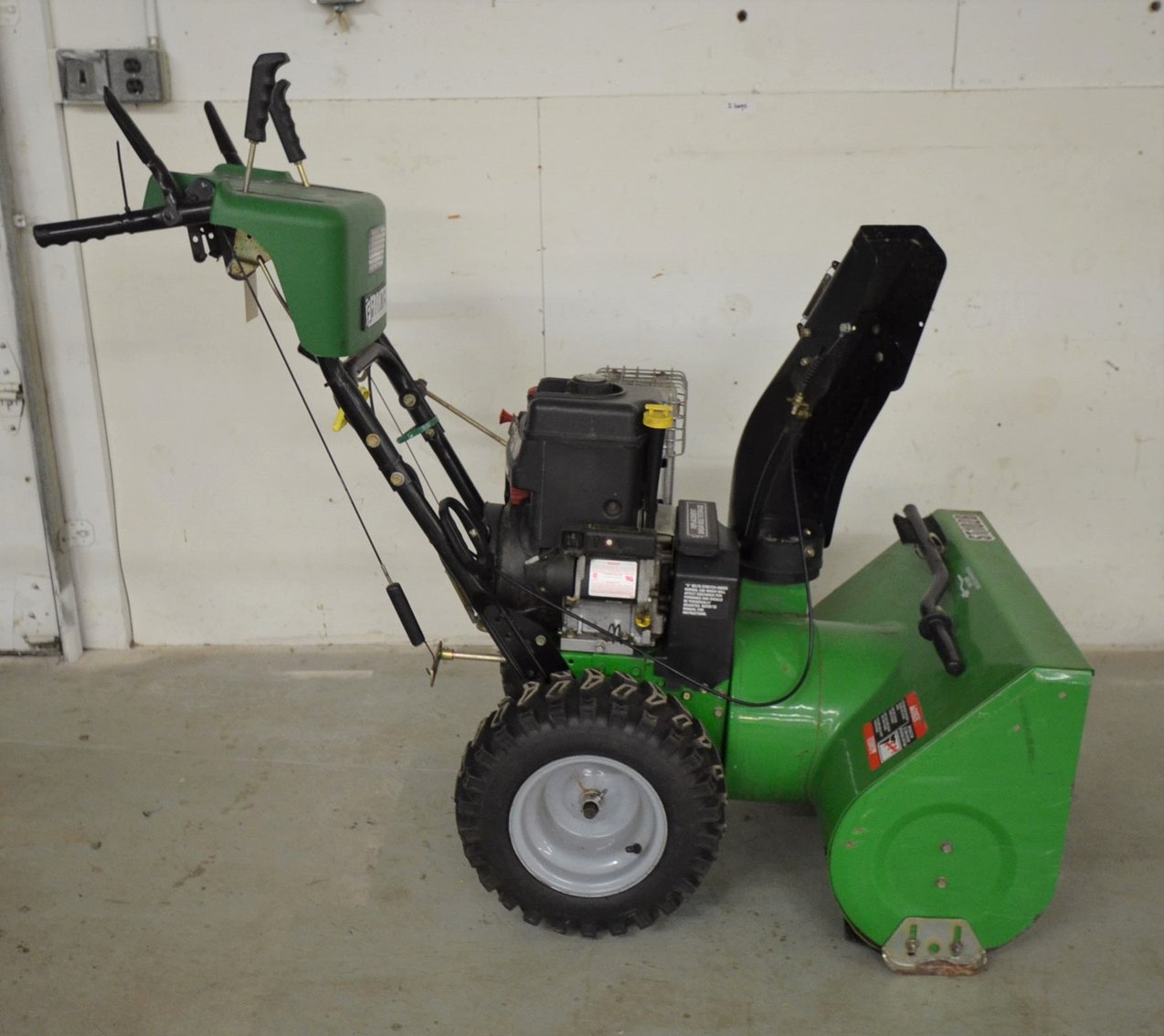 Image for 2000 FORD F350, ENCLOSED TRAILER, 100+ MORGAN  SILVER DOLLARS, 18 STEAMER TRUNKS, TOOLS & MORE!