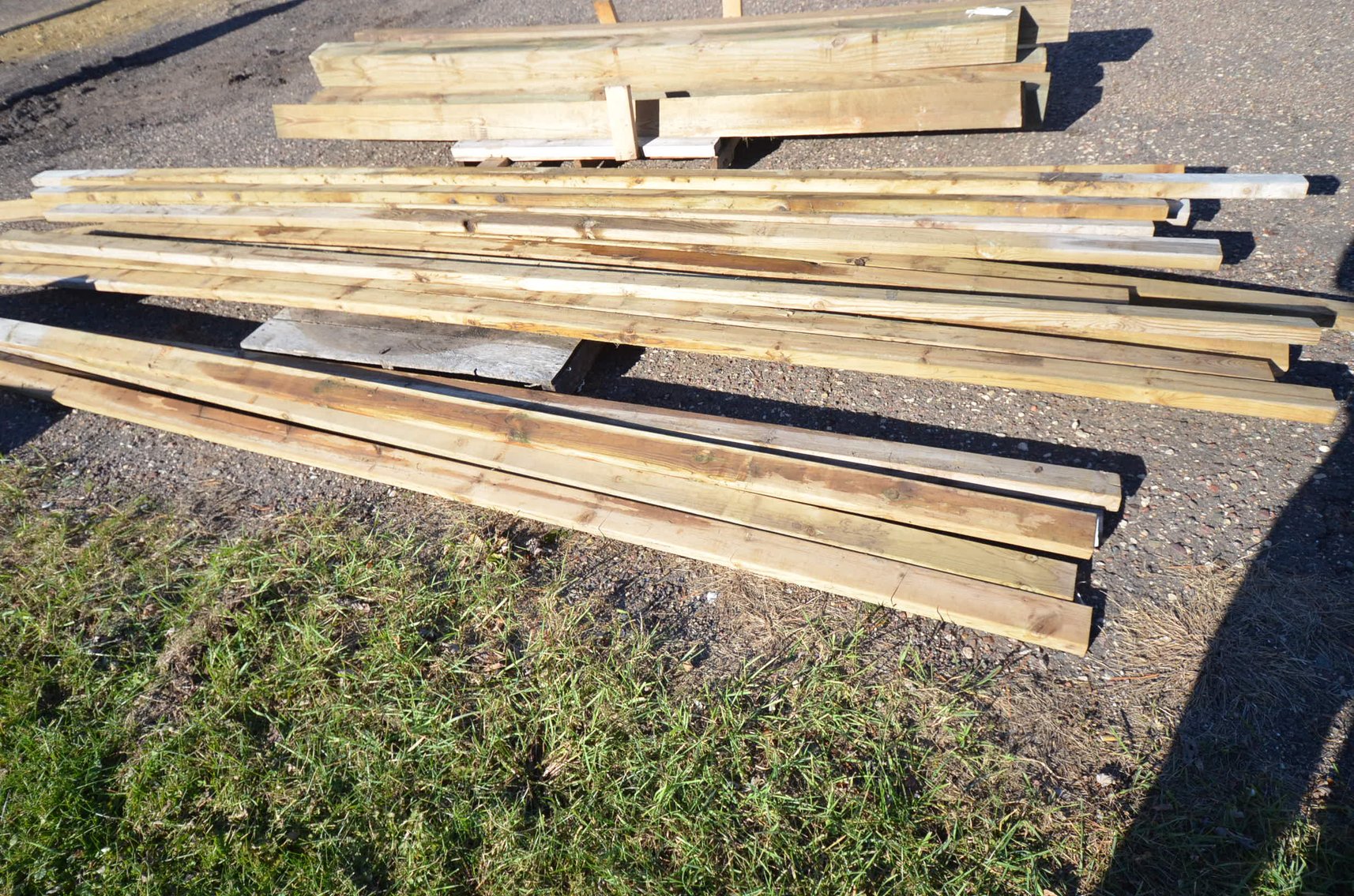 Image for 2000 FORD F350, ENCLOSED TRAILER, 100+ MORGAN  SILVER DOLLARS, 18 STEAMER TRUNKS, TOOLS & MORE!