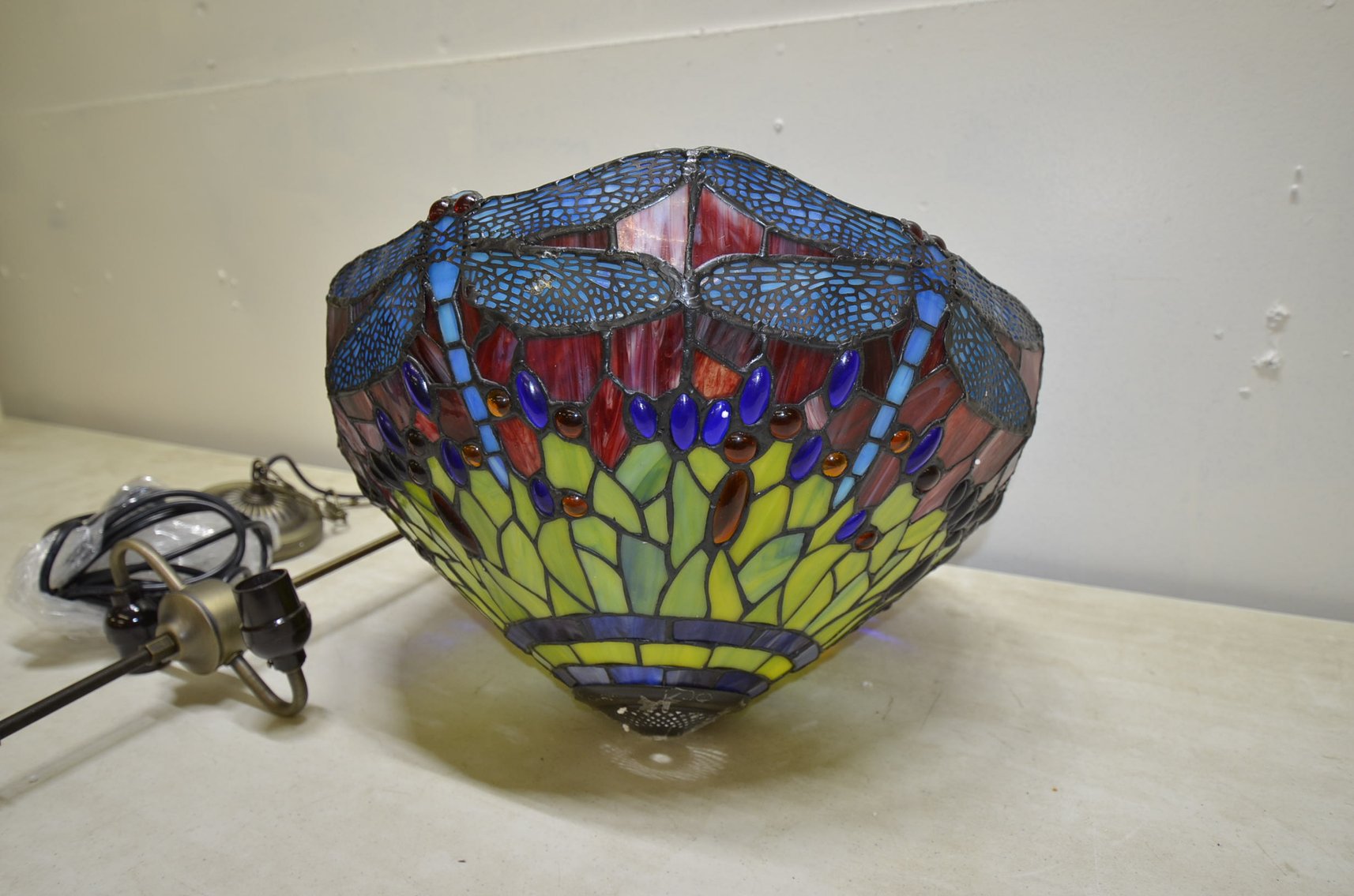 Image for 2004 FORD F150, EMBROIDERY MACHINE, GUNS, COINS, LAMPS, COLLECTIBLES, AND MORE!