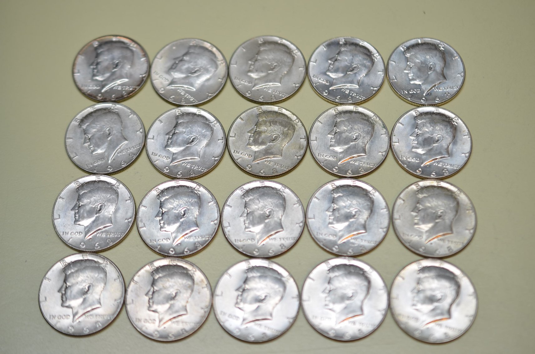 Image for 2004 FORD F150, EMBROIDERY MACHINE, GUNS, COINS, LAMPS, COLLECTIBLES, AND MORE!