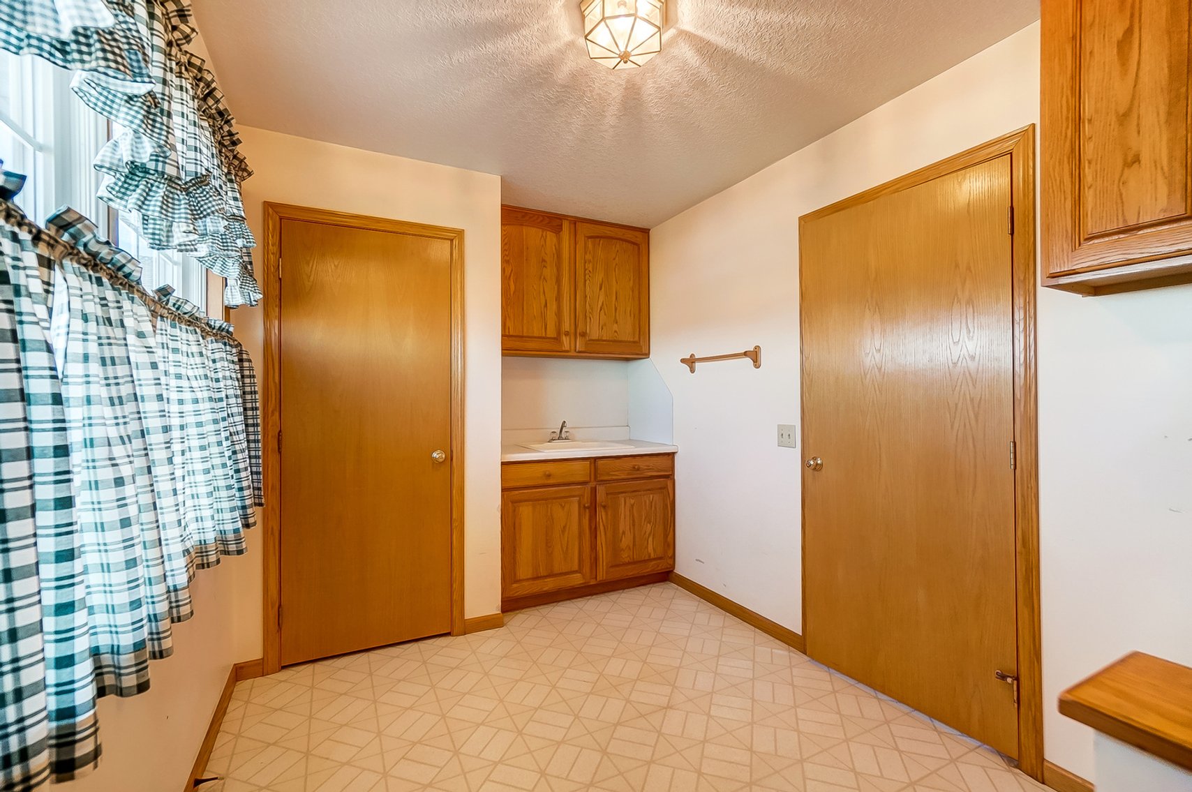 Image for 6862 Devils Hole Rd Pemberville, OH