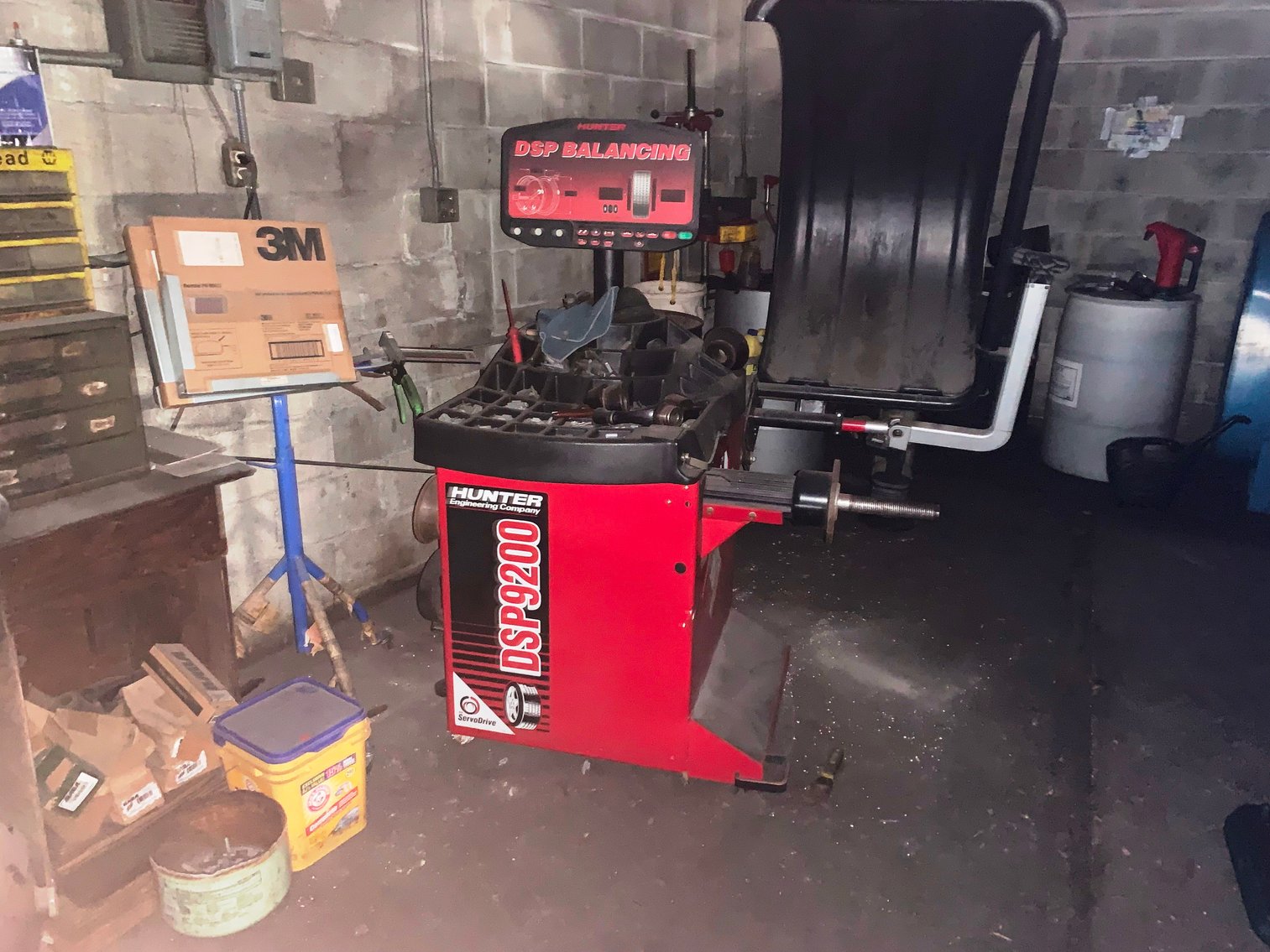 Image for Jacksonville, FL: Complete Liquidation of Assets of Little Bird Garage