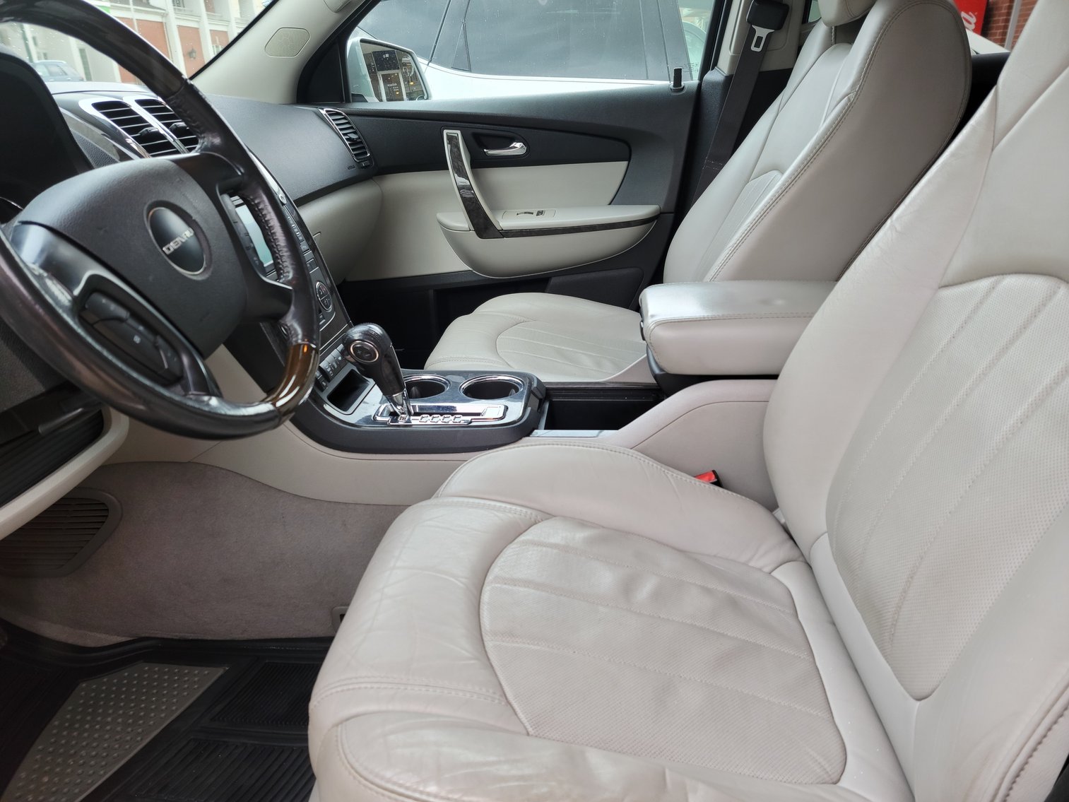 Image for 2012 GMC Acadia Denali AWD