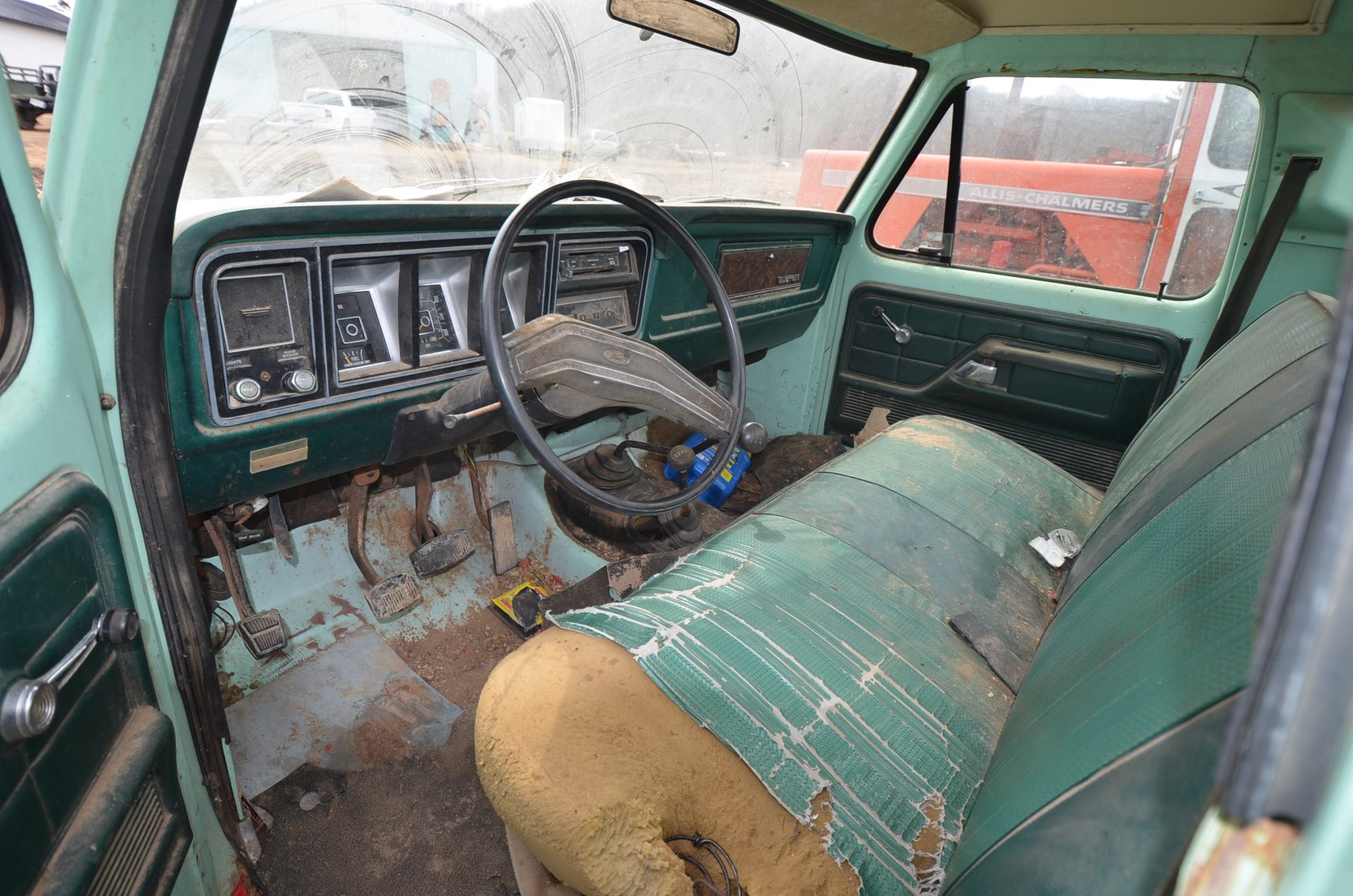 Image for AC TRACTORS, VINTAGE FARM EQUIPMENT, TOOLS, COLLECTIBLES & MORE!