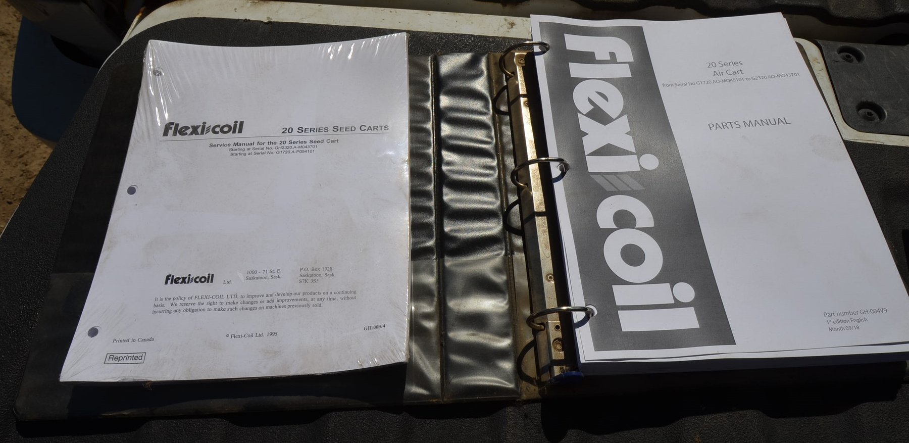 Image for JD 730 AIR SEEDER & FLEXI-COIL 1720 AIR CART