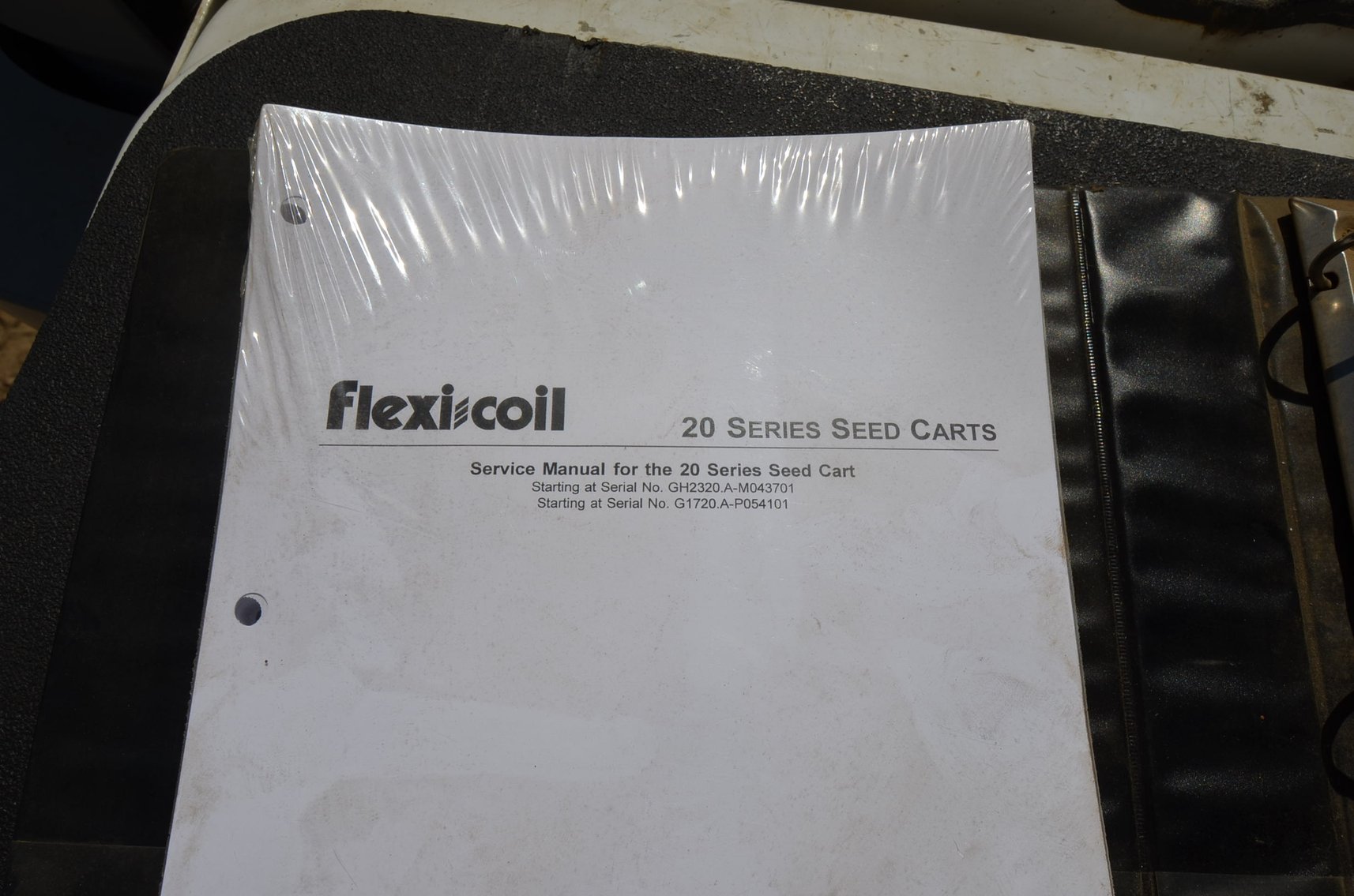 Image for JD 730 AIR SEEDER & FLEXI-COIL 1720 AIR CART