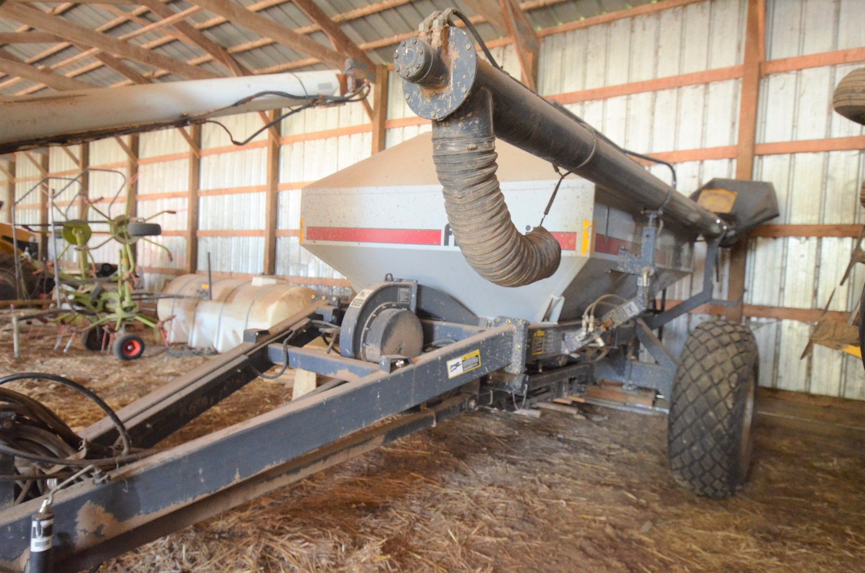 Image for JD 730 AIR SEEDER & FLEXI-COIL 1720 AIR CART