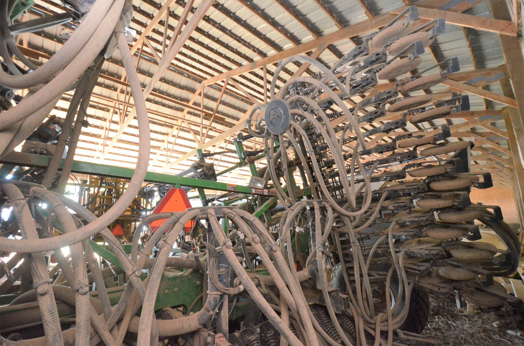 Image for JD 730 AIR SEEDER & FLEXI-COIL 1720 AIR CART