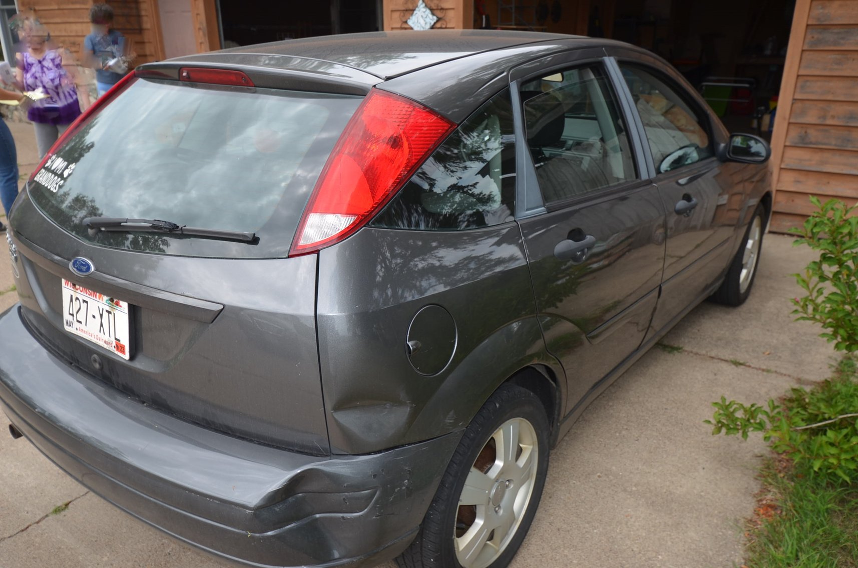 Image for 2007 FORD FOCUS, Z TURN MOWER, LAWN&GARDEN, FURNITURE, HOUSEHOLD, AND MORE - Mondovi, WI
