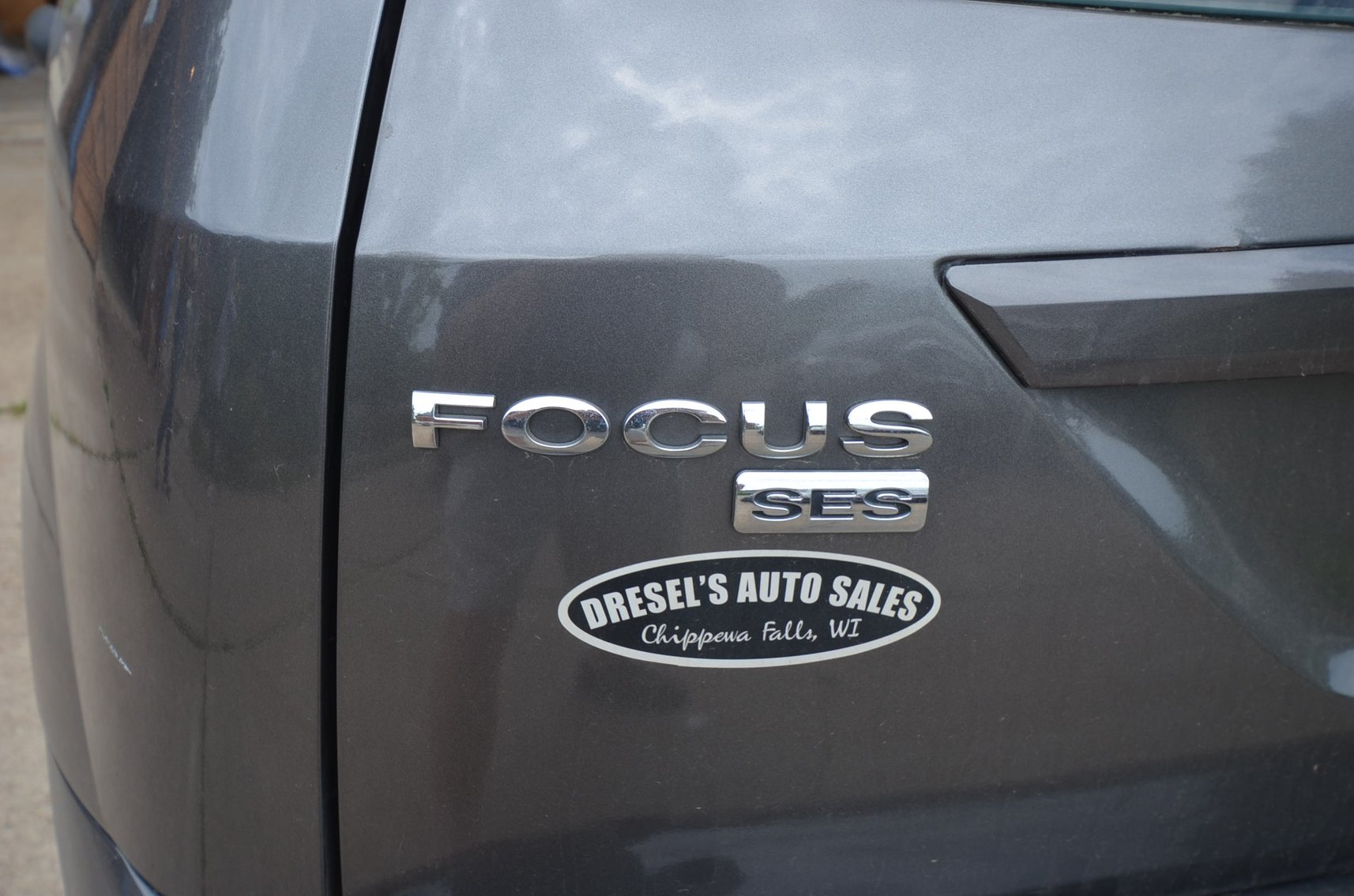 Image for 2007 FORD FOCUS, Z TURN MOWER, LAWN&GARDEN, FURNITURE, HOUSEHOLD, AND MORE - Mondovi, WI