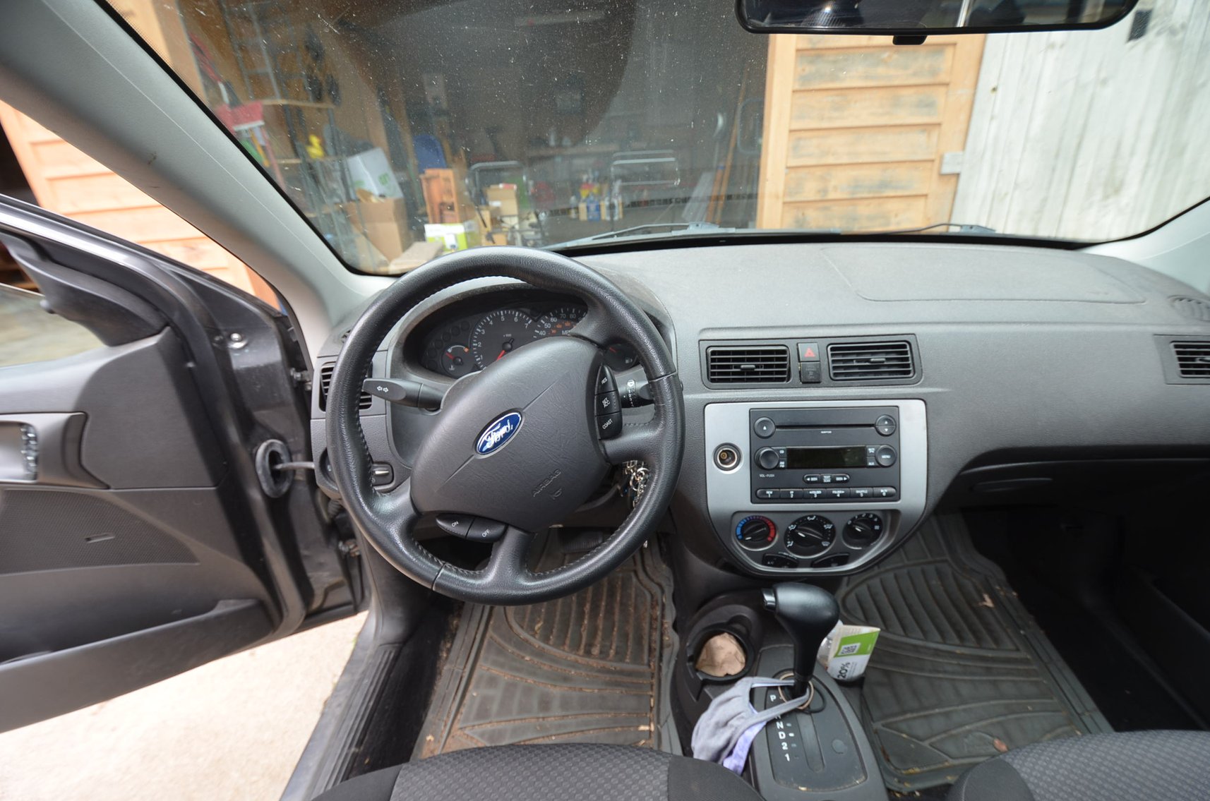 Image for 2007 FORD FOCUS, Z TURN MOWER, LAWN&GARDEN, FURNITURE, HOUSEHOLD, AND MORE - Mondovi, WI