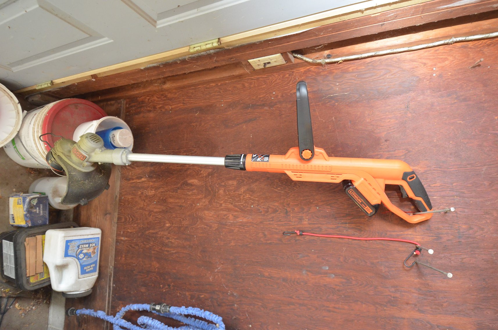 Image for 2007 FORD FOCUS, Z TURN MOWER, LAWN&GARDEN, FURNITURE, HOUSEHOLD, AND MORE - Mondovi, WI