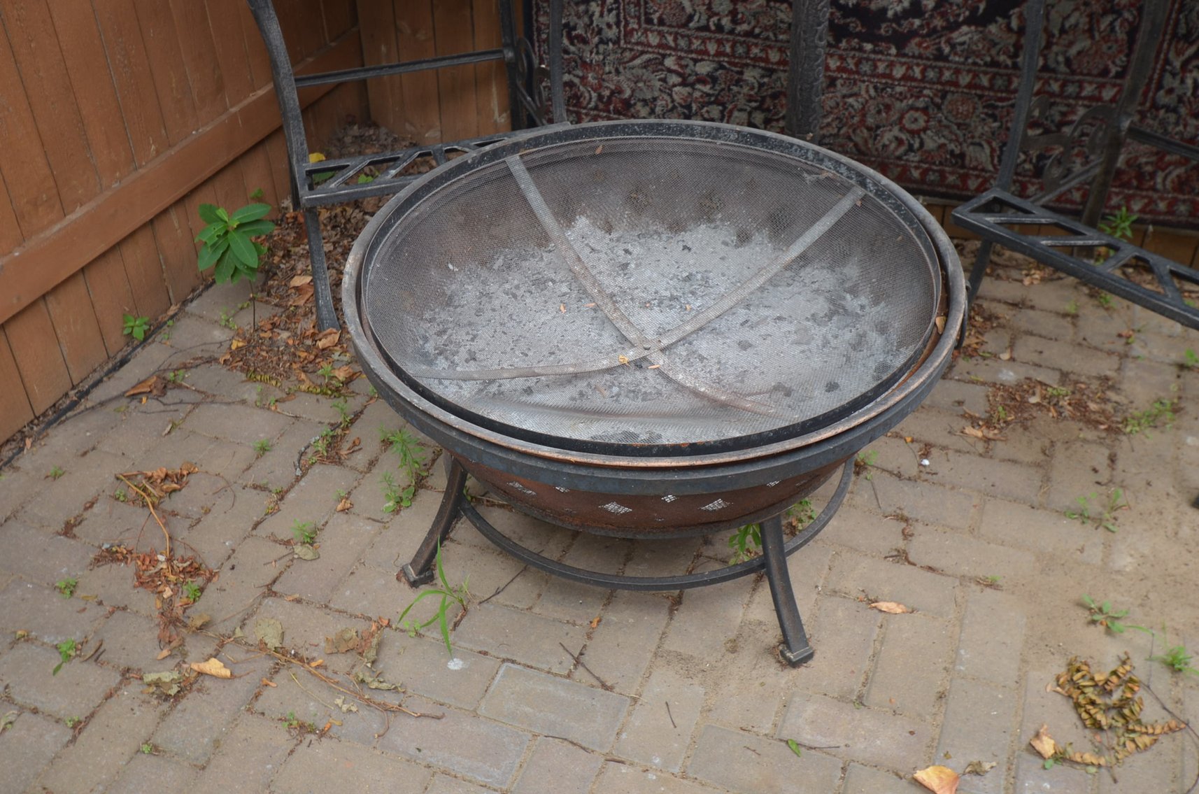 Image for 2007 FORD FOCUS, Z TURN MOWER, LAWN&GARDEN, FURNITURE, HOUSEHOLD, AND MORE - Mondovi, WI