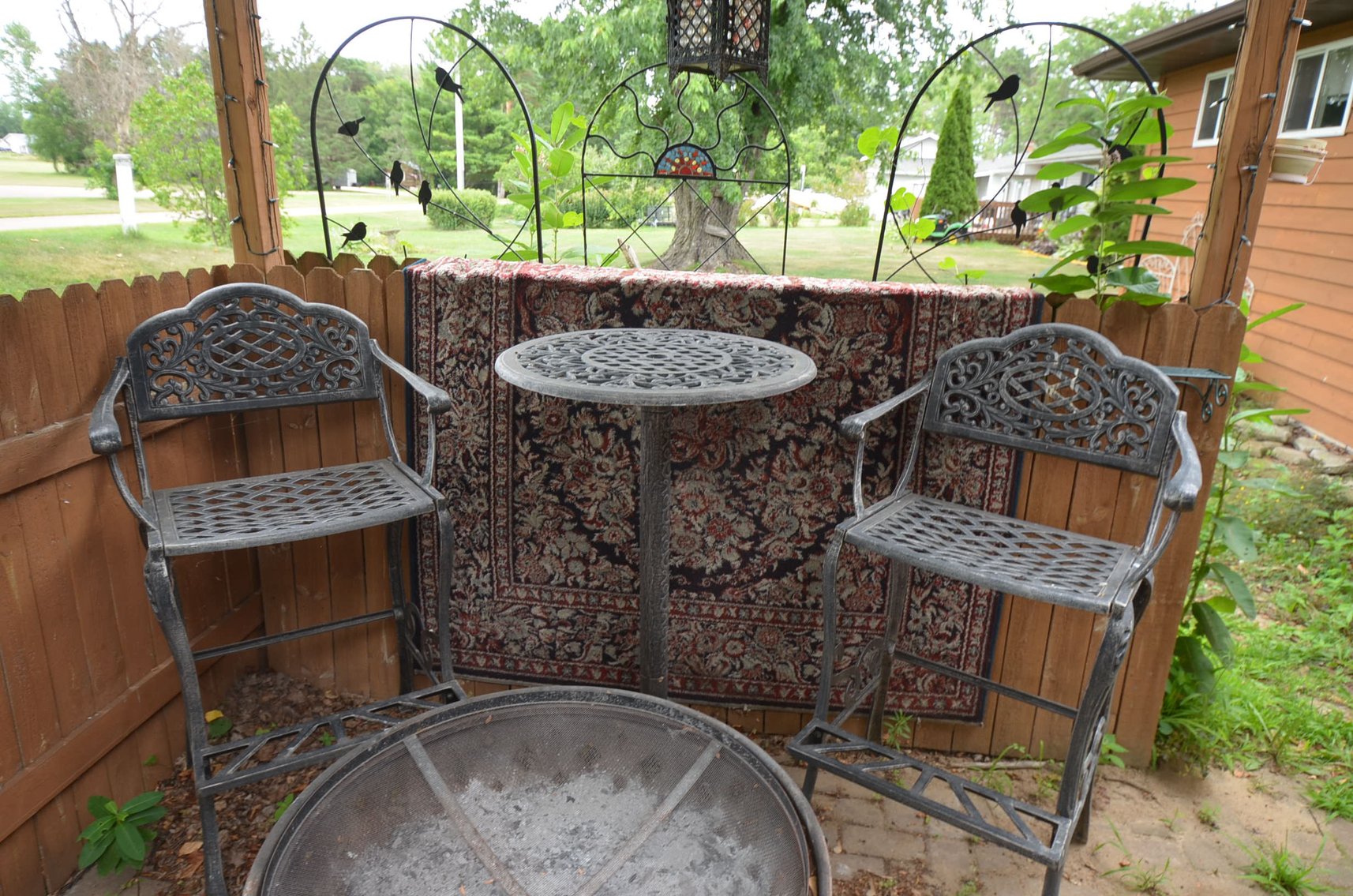 Image for 2007 FORD FOCUS, Z TURN MOWER, LAWN&GARDEN, FURNITURE, HOUSEHOLD, AND MORE - Mondovi, WI