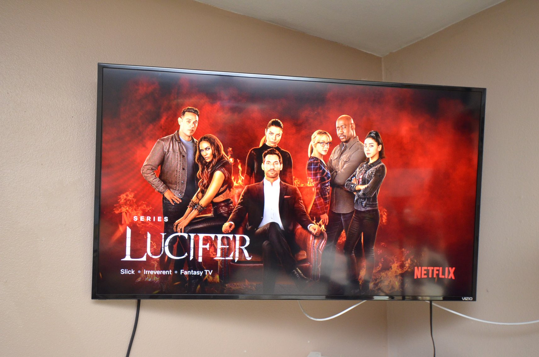 Image for 2007 FORD FOCUS, Z TURN MOWER, LAWN&GARDEN, FURNITURE, HOUSEHOLD, AND MORE - Mondovi, WI